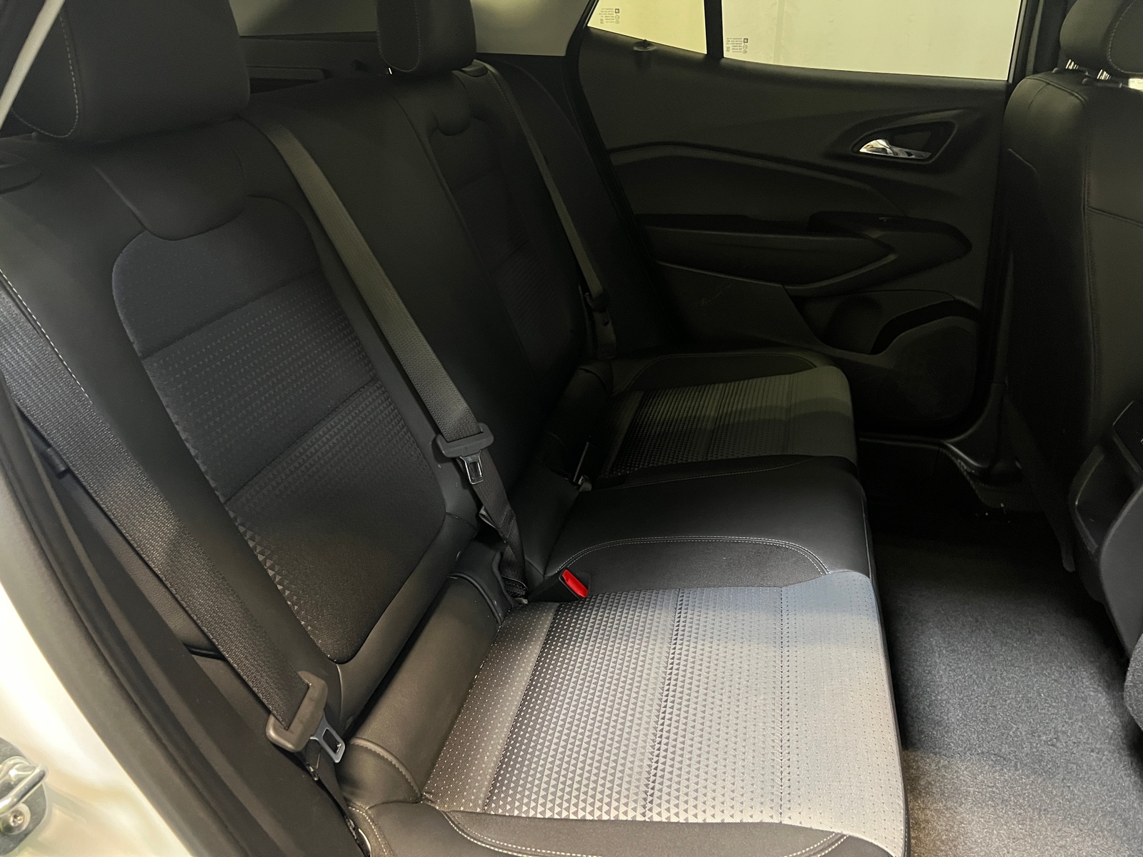 Thumbnail: 2025 Chevrolet Trax - 6