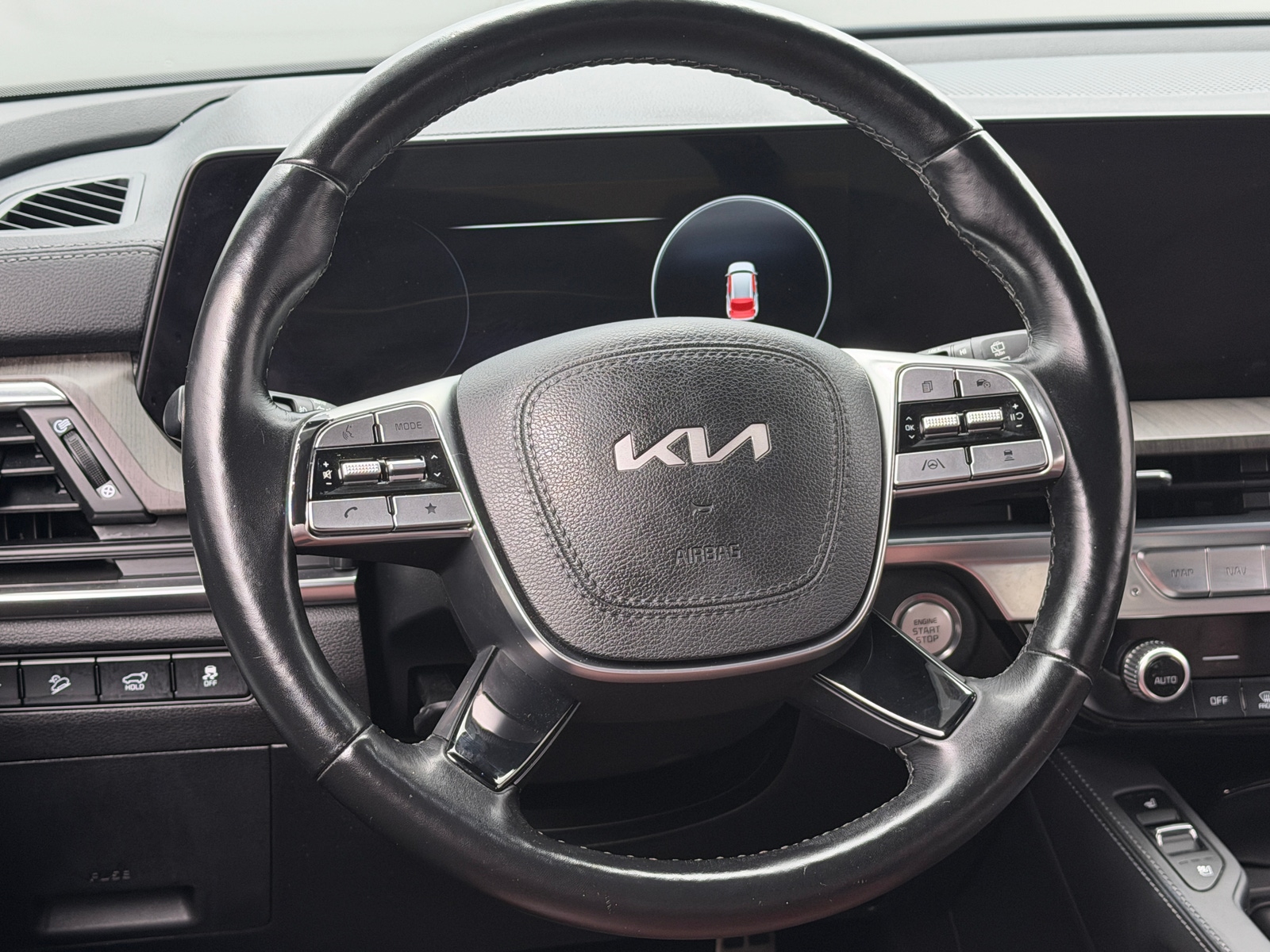 Thumbnail: 2023 Kia Telluride - 4