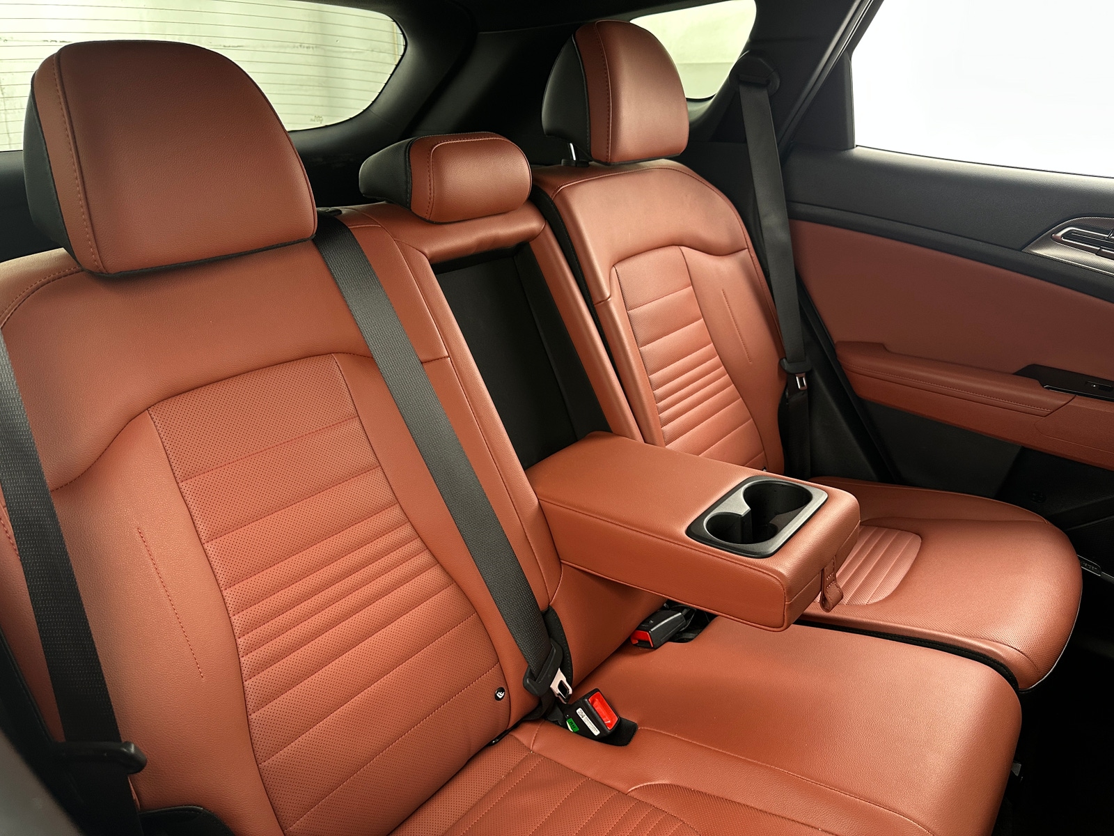 Thumbnail: 2025 Kia Sportage - 5