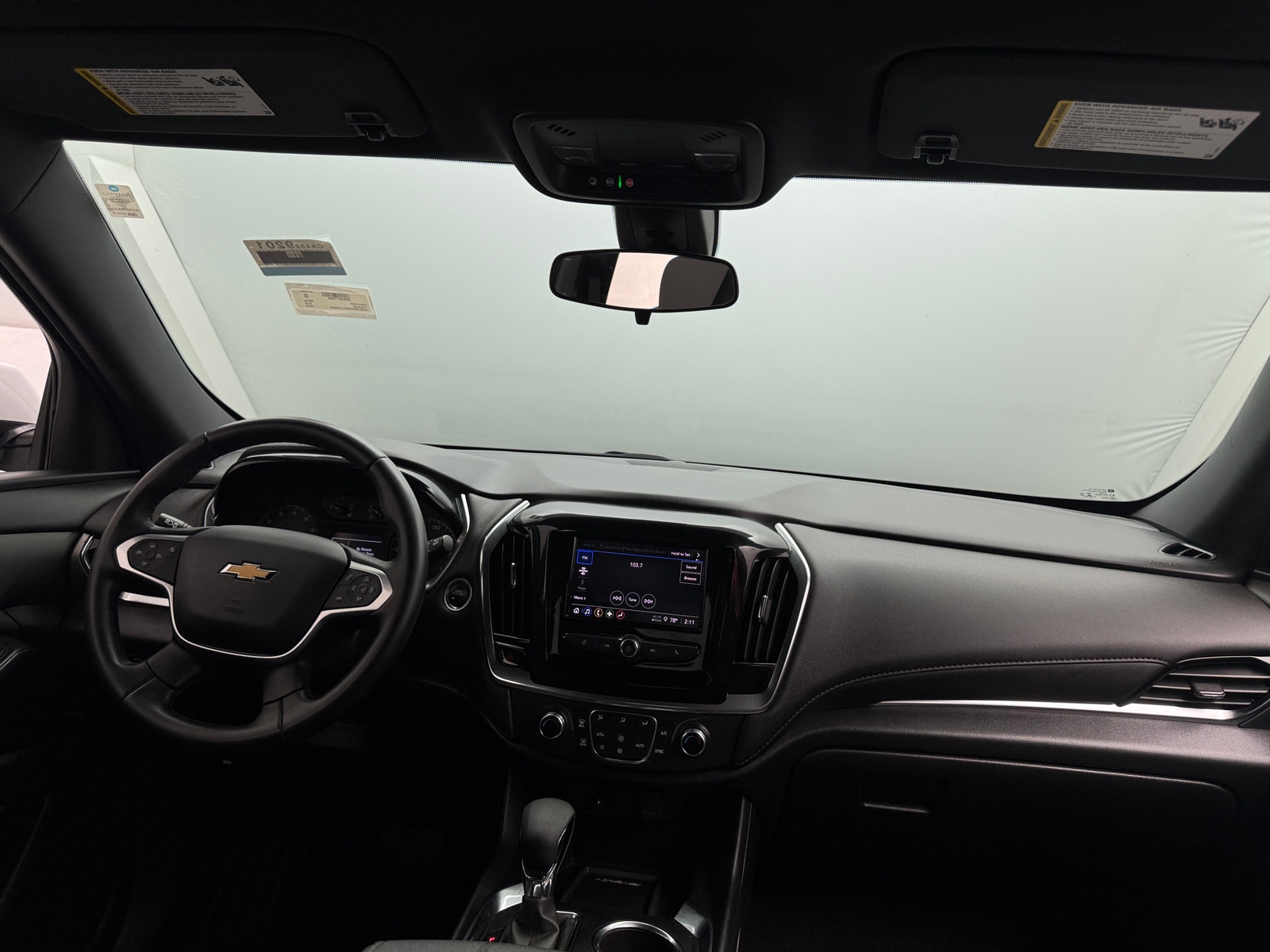 Thumbnail: 2023 Chevrolet Traverse - 3