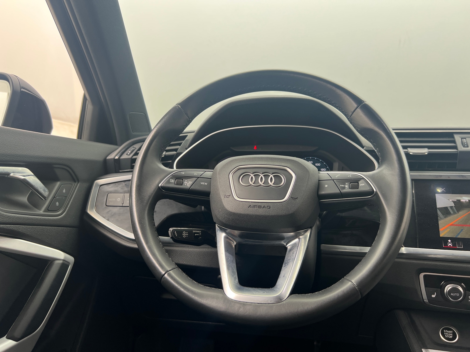 Thumbnail: 2022 Audi Q3 - 4