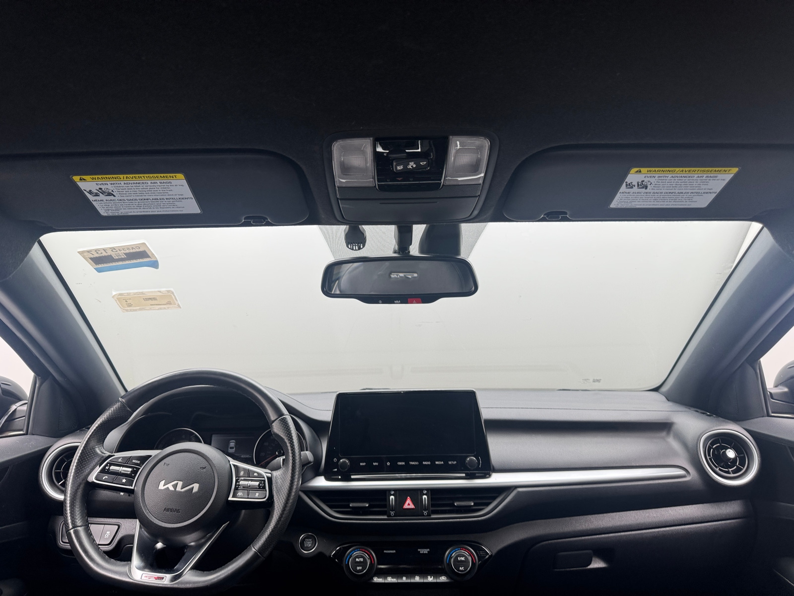 Thumbnail: 2024 Kia Forte - 3