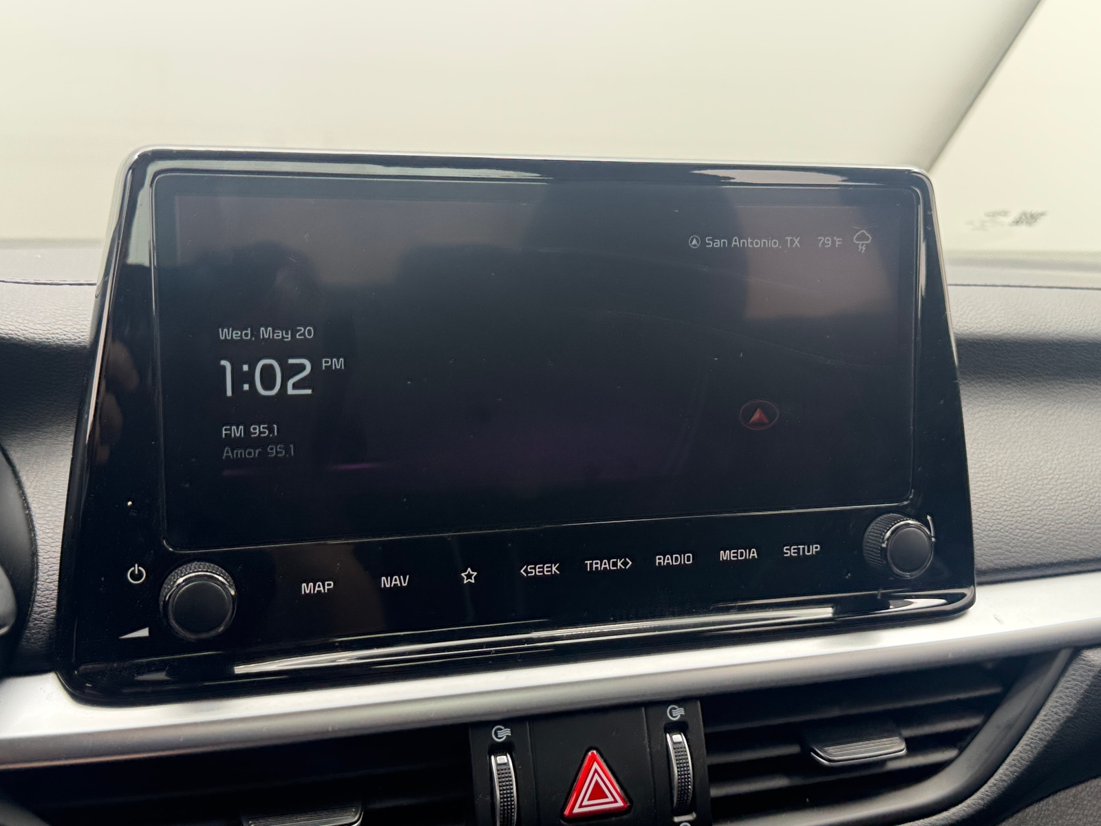 Thumbnail: 2024 Kia Forte - 4