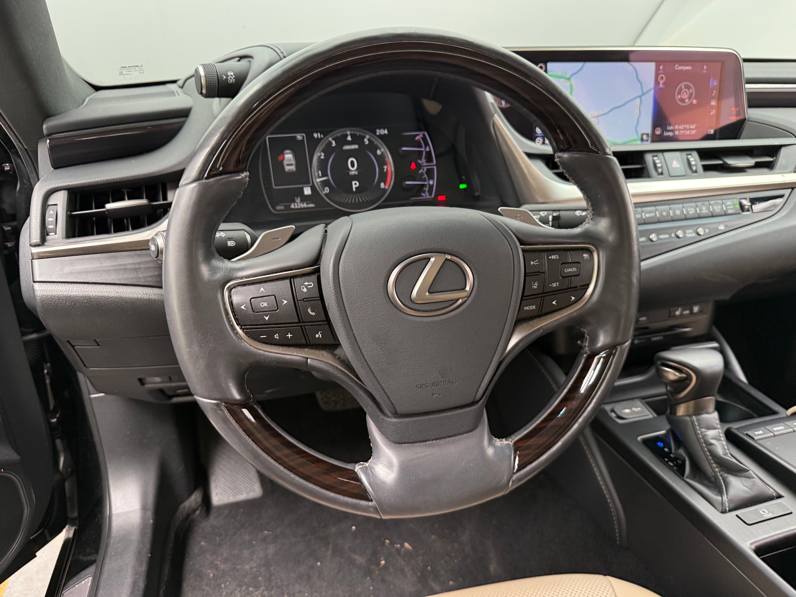 Thumbnail: 2019 Lexus ES - 5