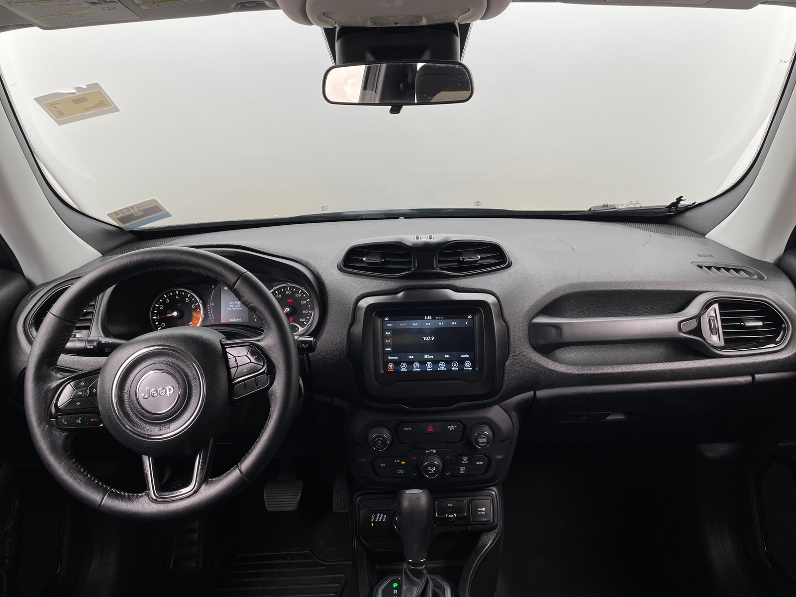 Thumbnail: 2018 Jeep Renegade - 3
