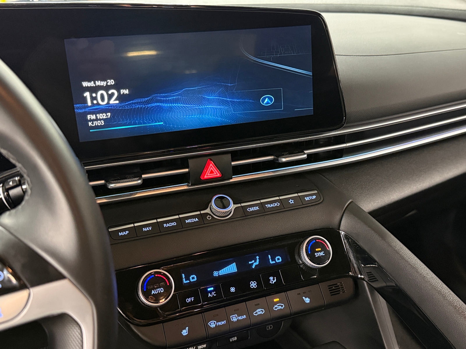Thumbnail: 2025 Hyundai Elantra - 3