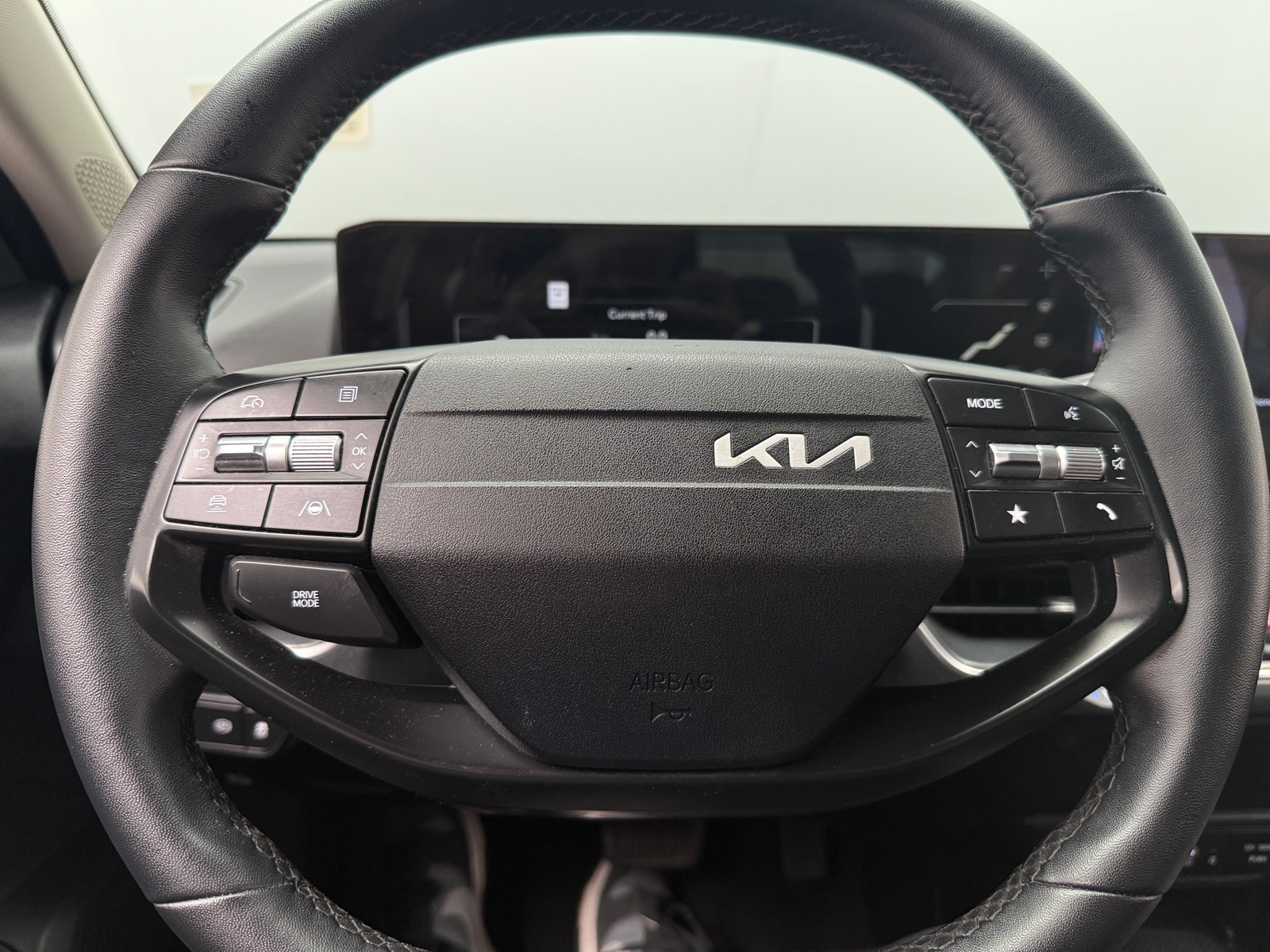 Thumbnail: 2025 Kia K4 - 5