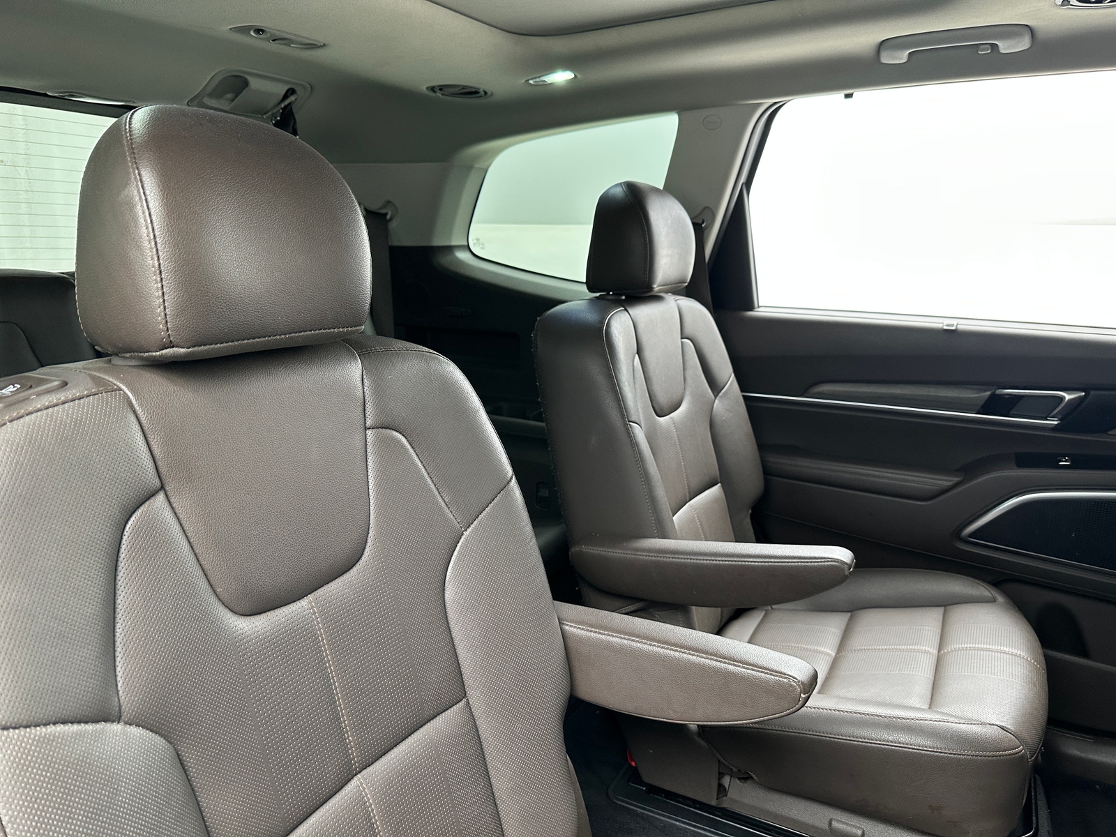 Thumbnail: 2021 Kia Telluride - 5