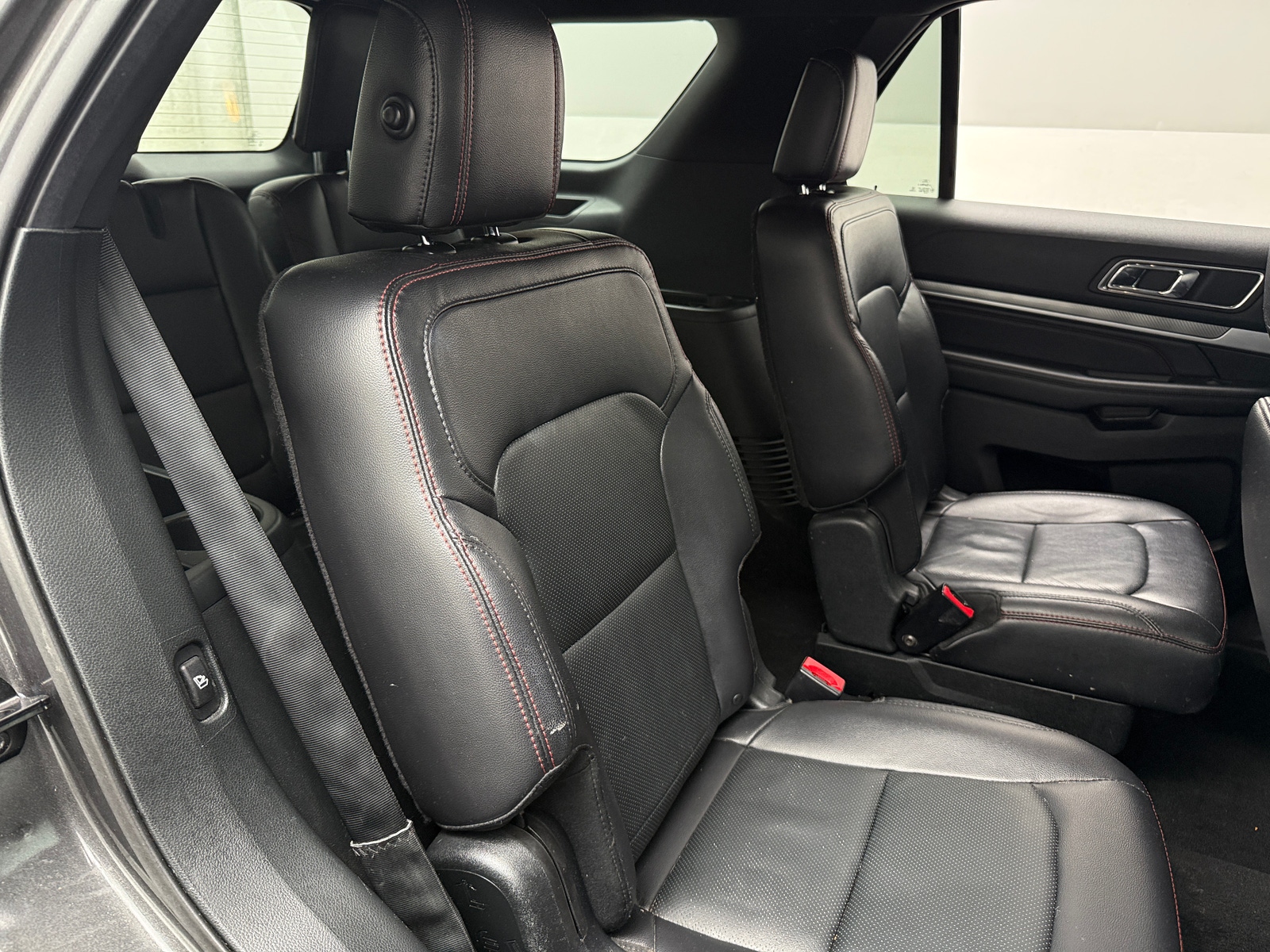 Thumbnail: 2019 Ford Explorer - 5