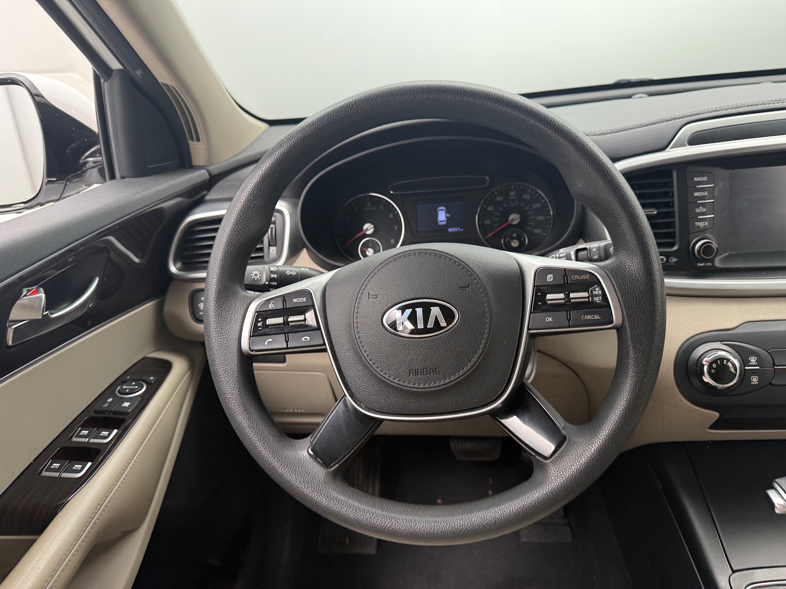 Thumbnail: 2019 Kia Sorento - 5