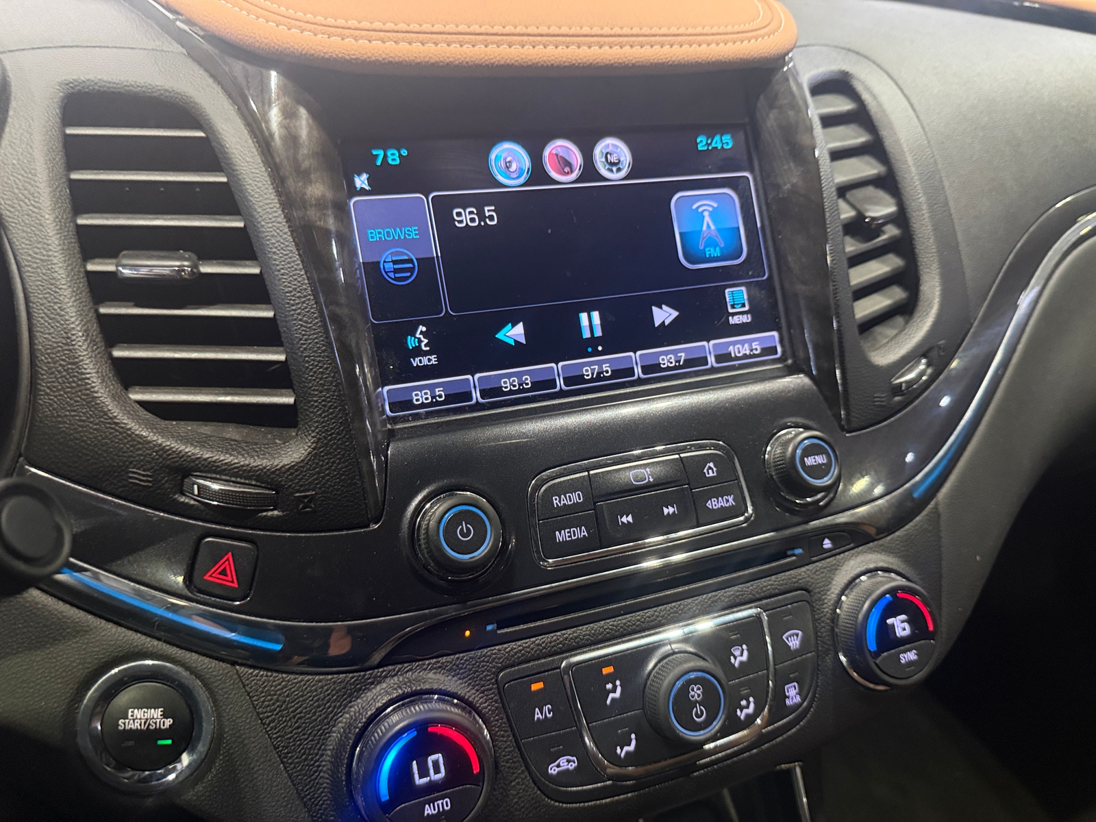 Thumbnail: 2015 Chevrolet Impala - 3