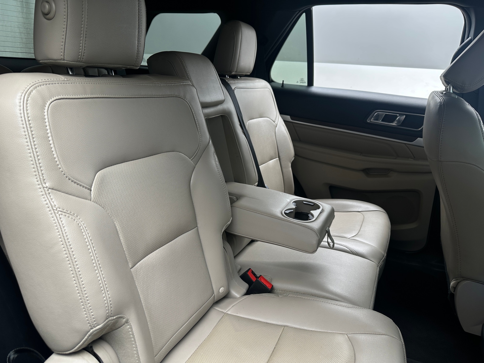 Thumbnail: 2018 Ford Explorer - 5