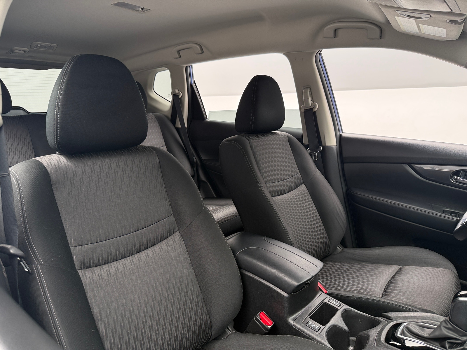 Thumbnail: 2020 Nissan Rogue - 2