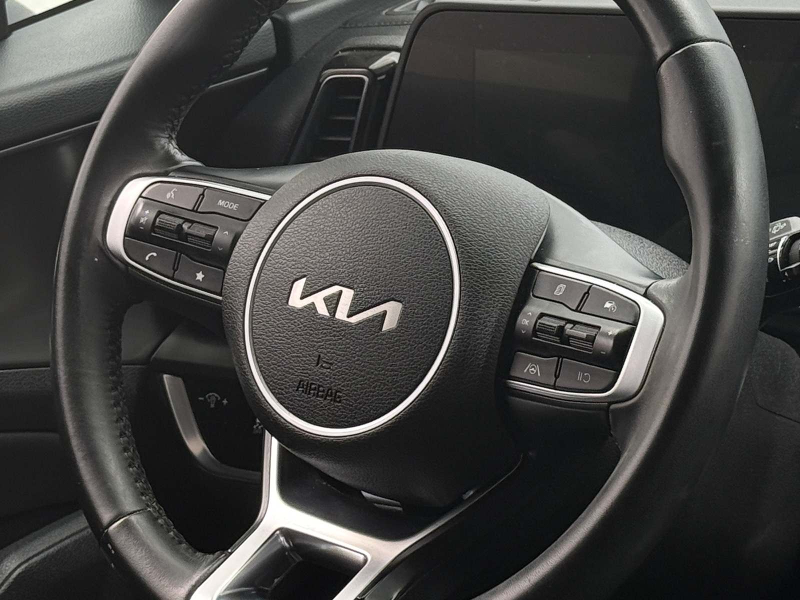 Thumbnail: 2023 Kia Sportage - 4