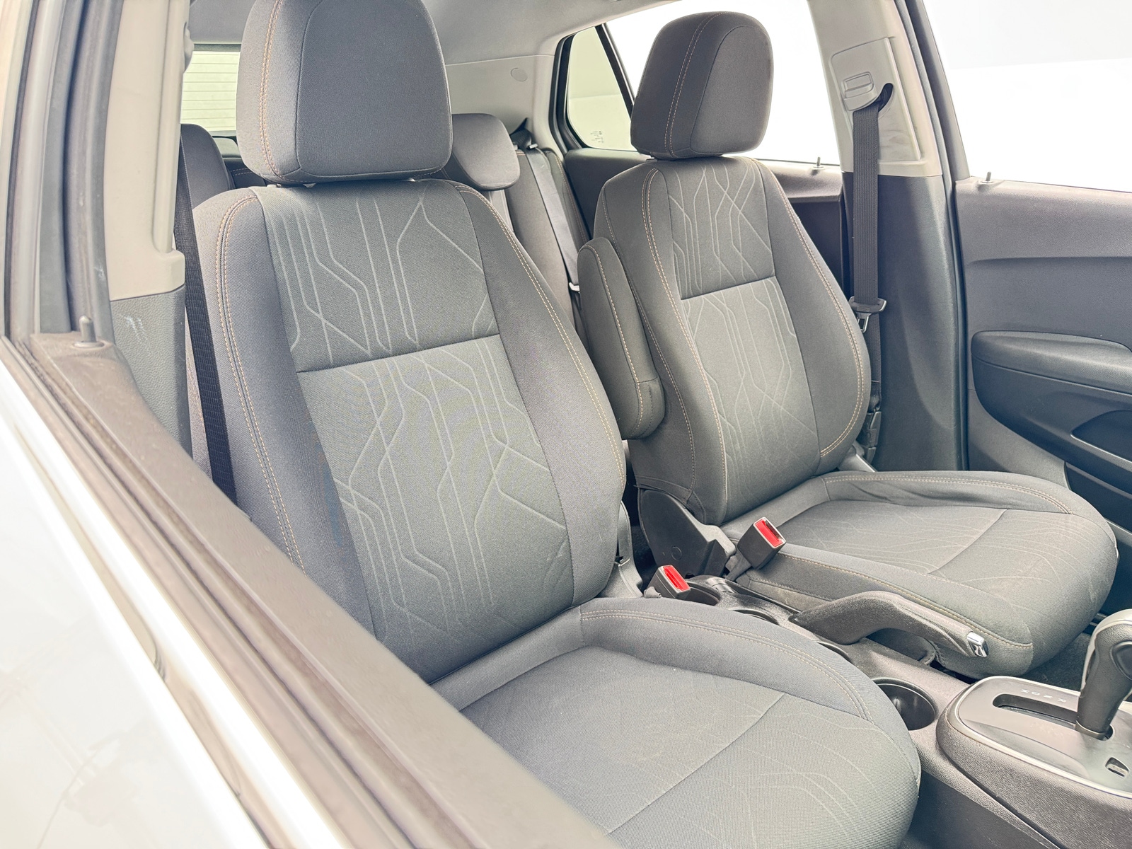 Thumbnail: 2017 Chevrolet Trax - 2