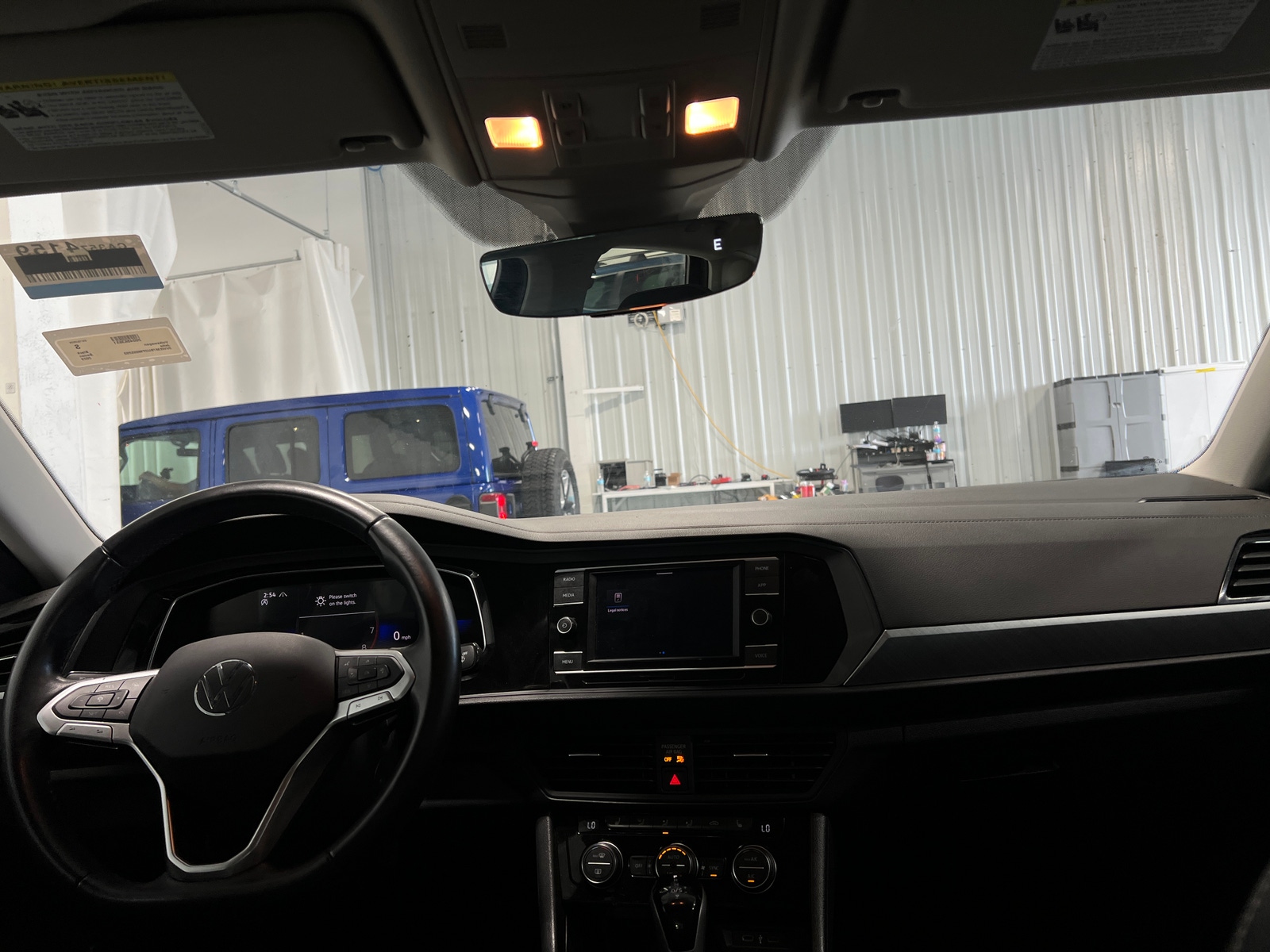 Thumbnail: 2023 Volkswagen Jetta - 2