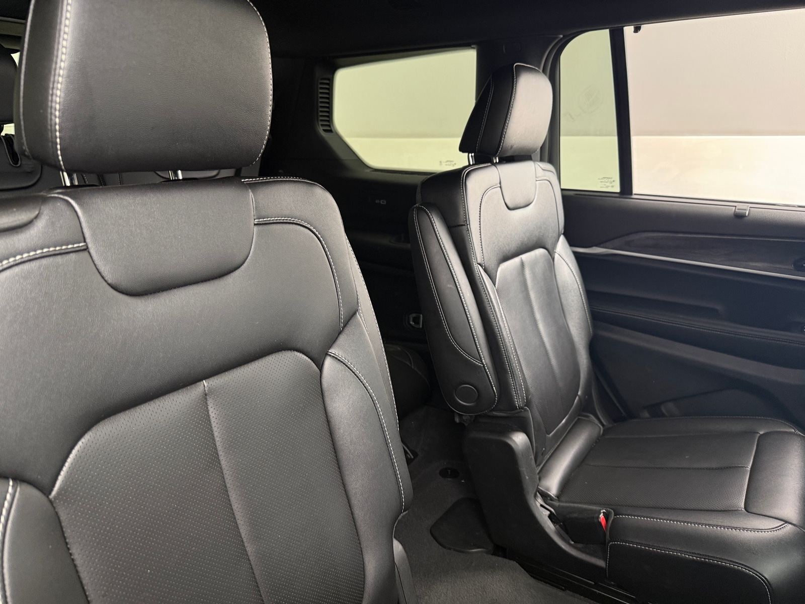 Thumbnail: 2025 Jeep Grand Cherokee L - 5