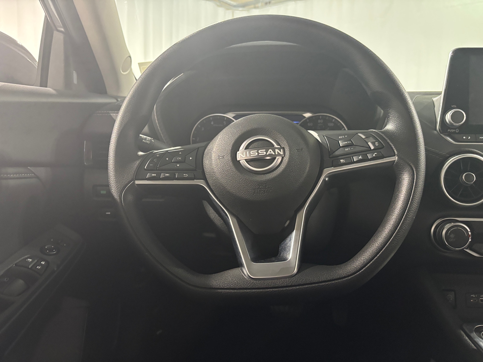 Thumbnail: 2025 Nissan Sentra - 5