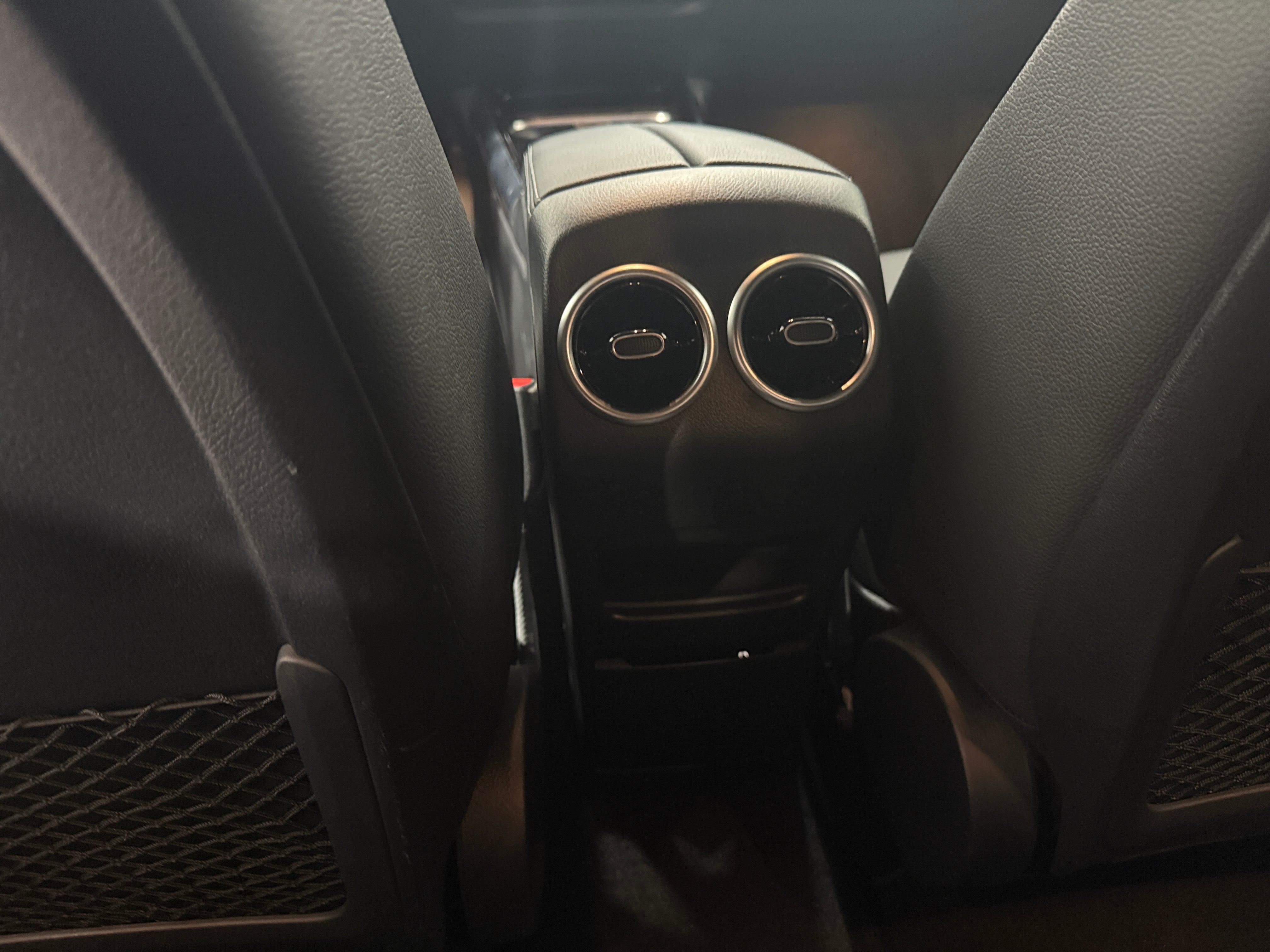 2025 Mercedes-Benz GLA GLA250 - Photo 5