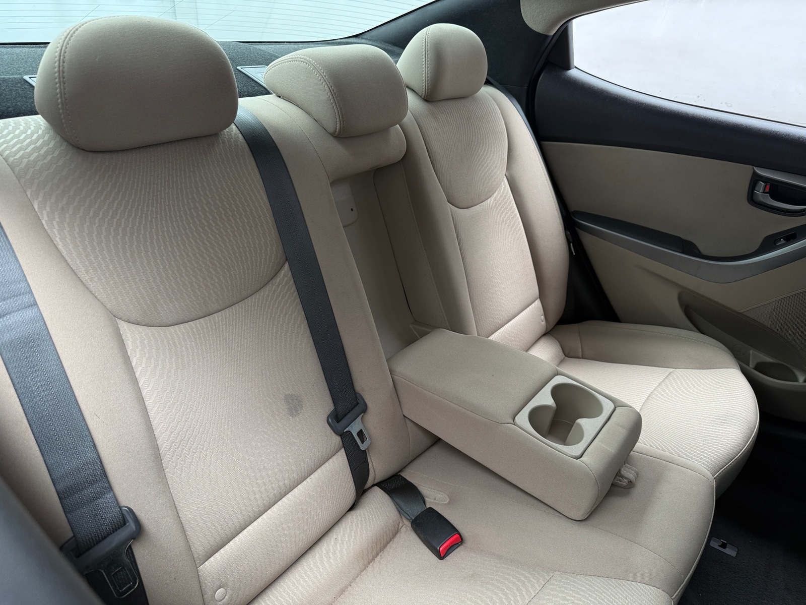 Thumbnail: 2015 Hyundai Elantra - 6