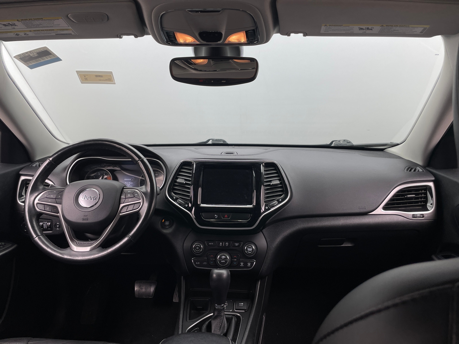 Thumbnail: 2019 Jeep Cherokee - 2