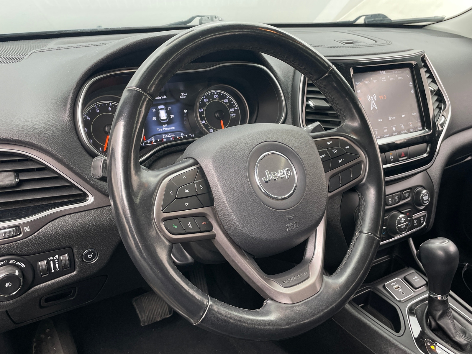 Thumbnail: 2019 Jeep Cherokee - 4