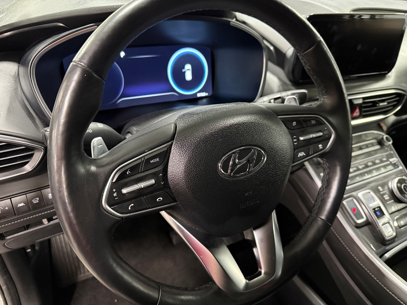 Thumbnail: 2023 Hyundai Santa Fe - 4