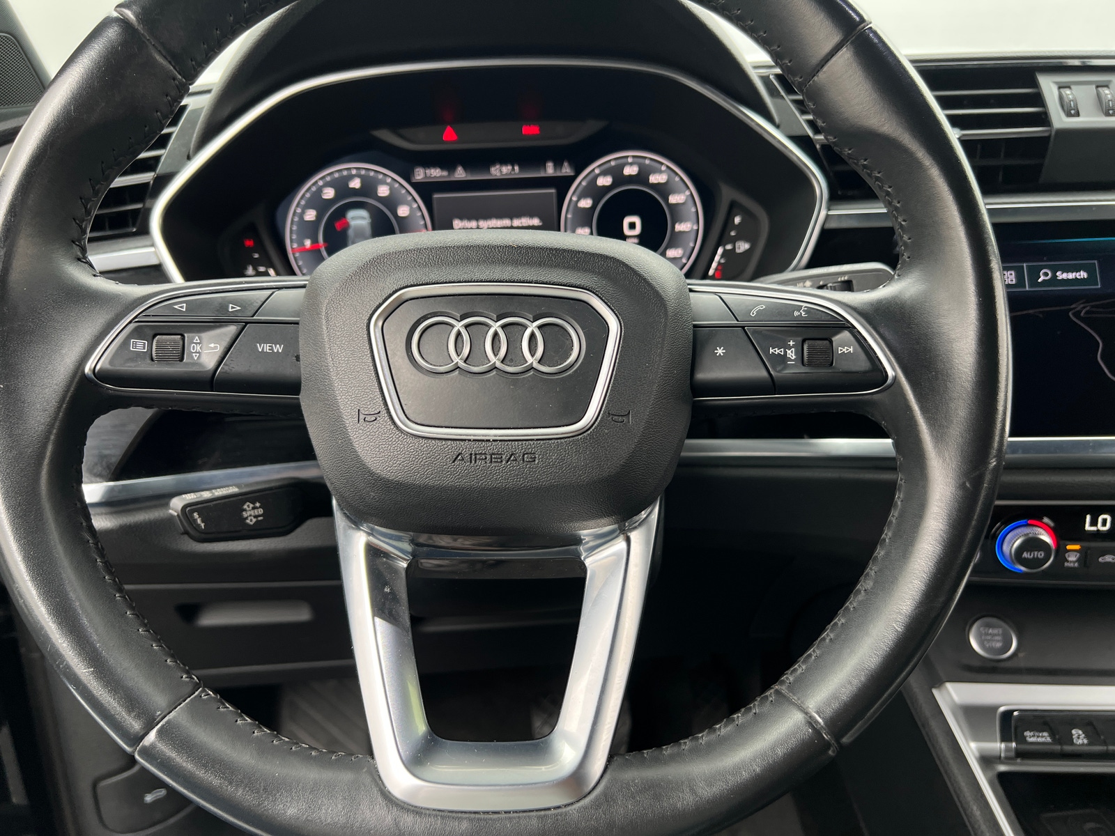 Thumbnail: 2019 Audi Q3 - 4