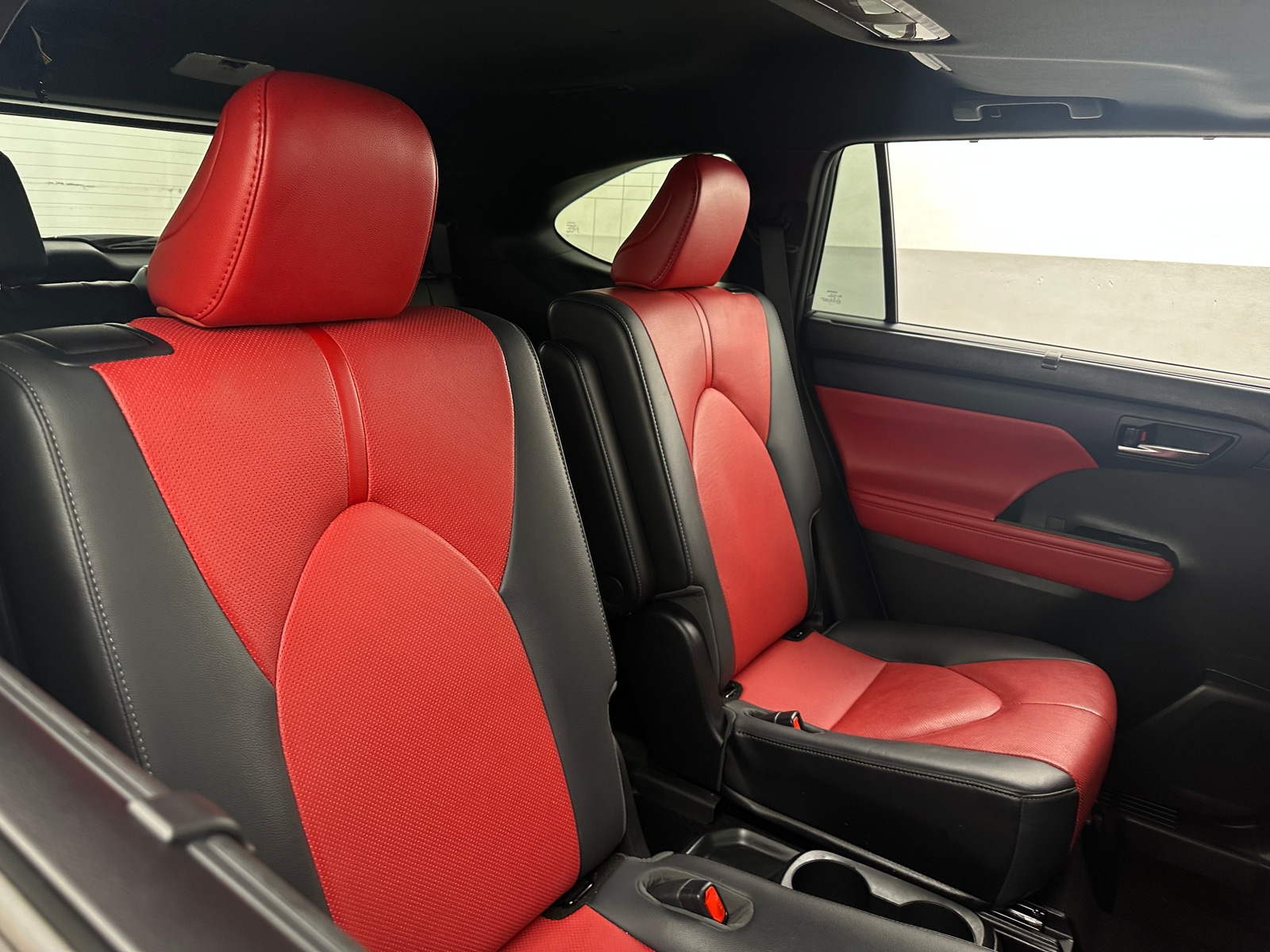 Thumbnail: 2021 Toyota Highlander - 5