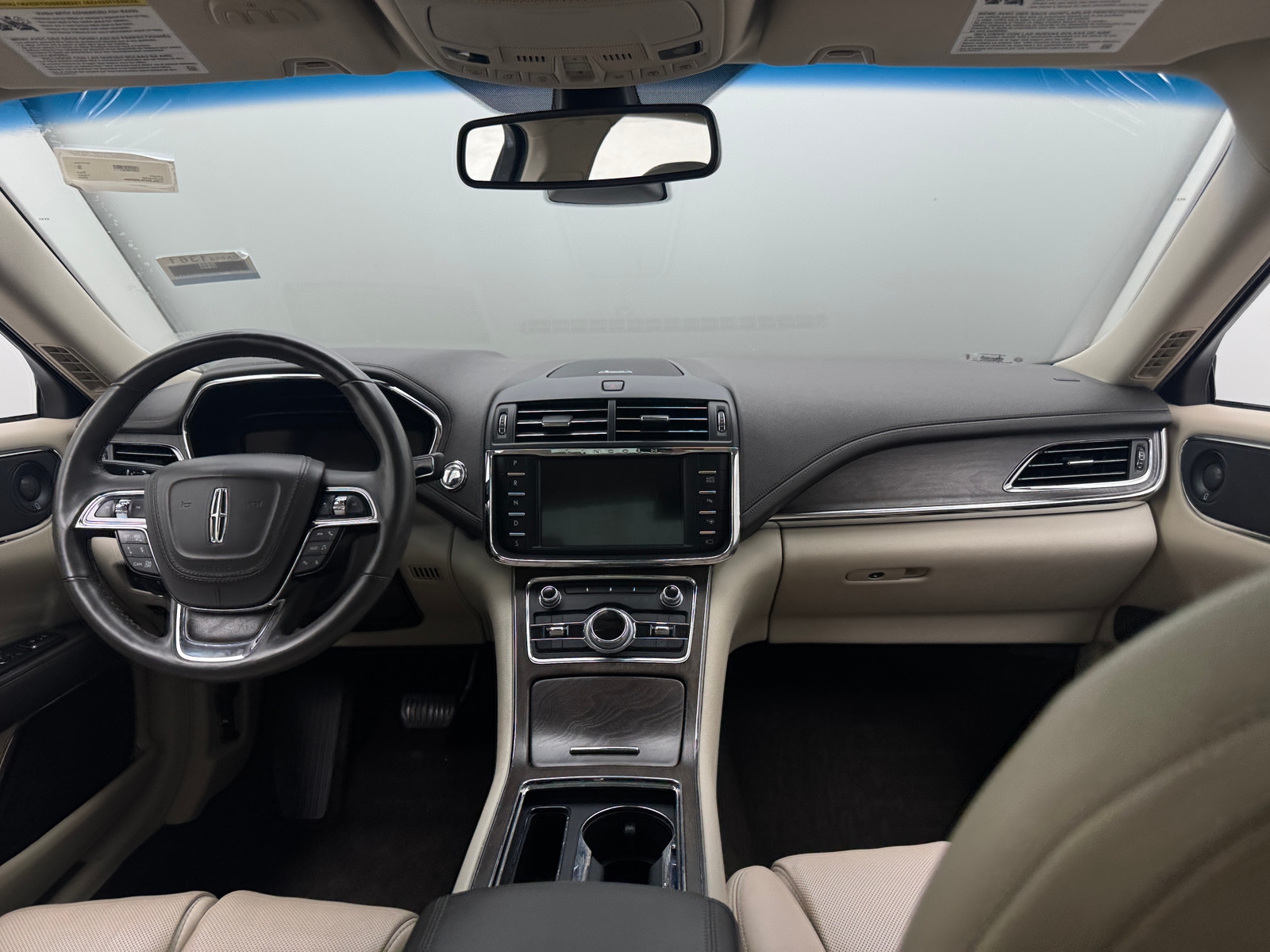 Thumbnail: 2020 Lincoln Continental - 2
