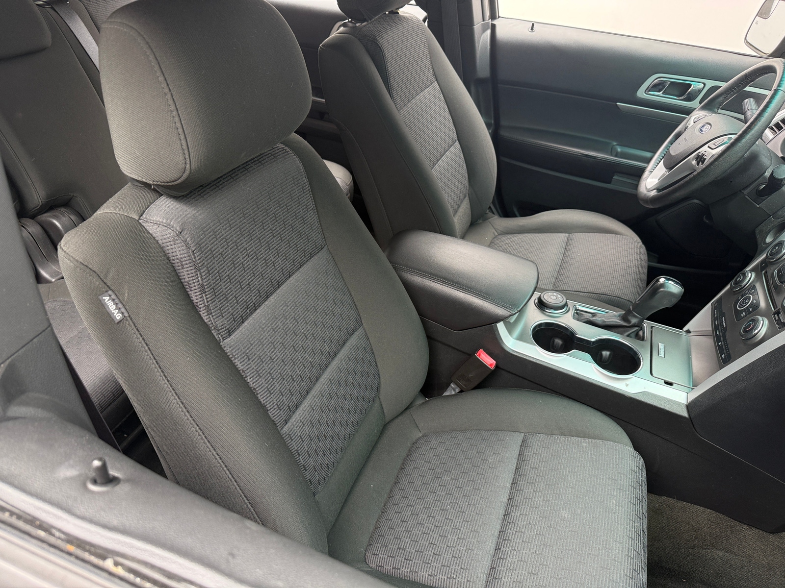 Thumbnail: 2015 Ford Explorer - 2