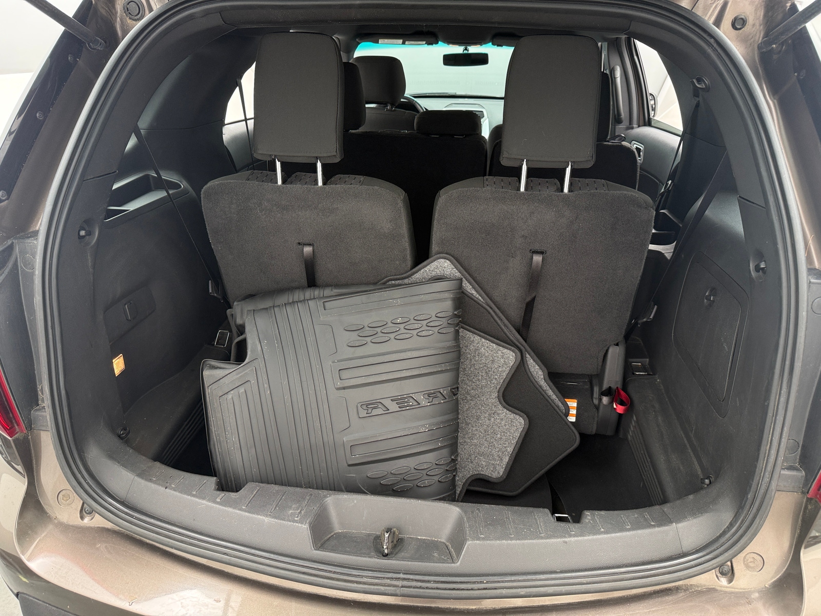 Thumbnail: 2015 Ford Explorer - 7