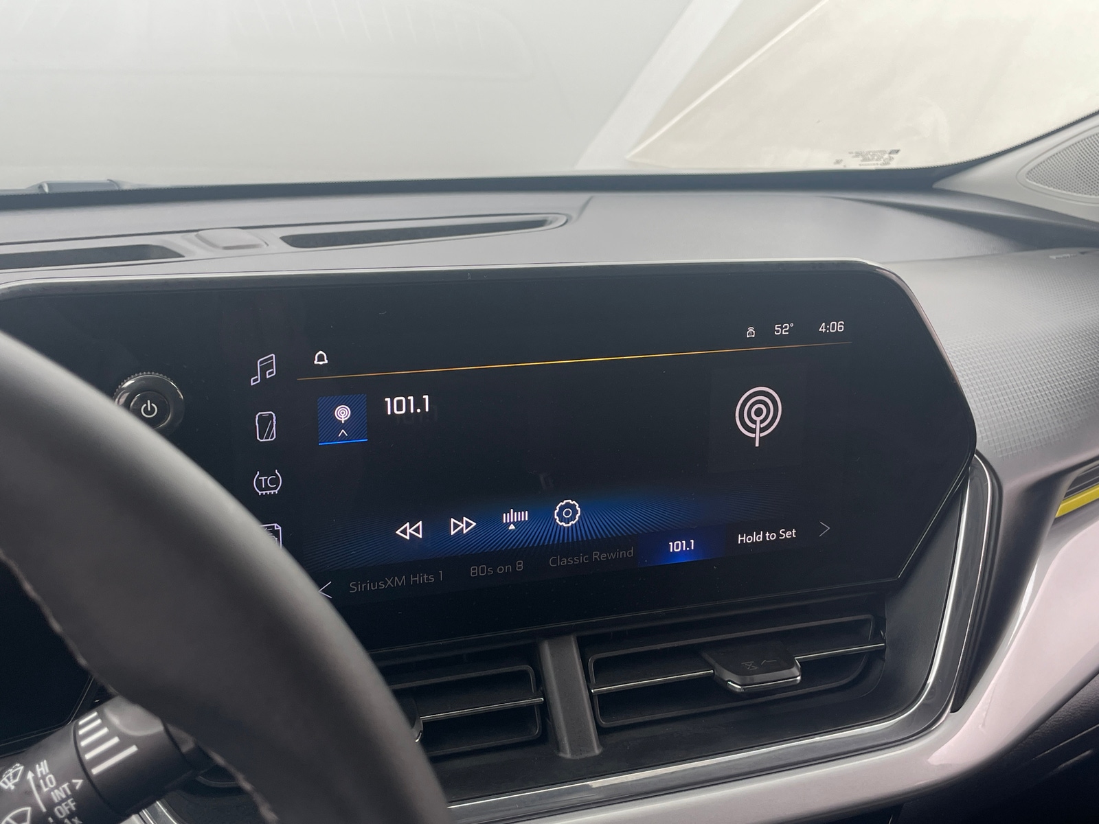 Thumbnail: 2026 Chevrolet Trax - 4
