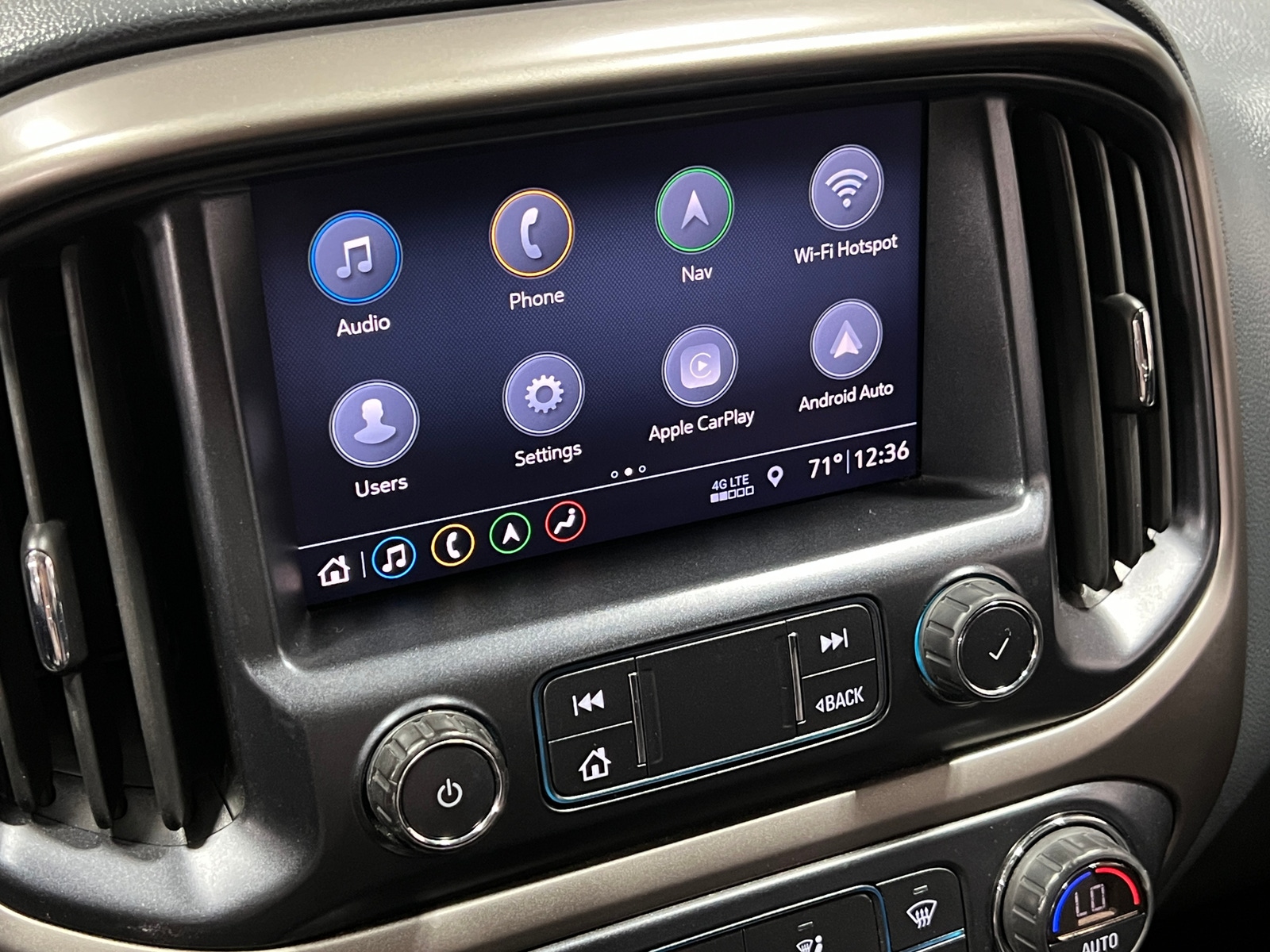 Thumbnail: 2021 Chevrolet Colorado - 4