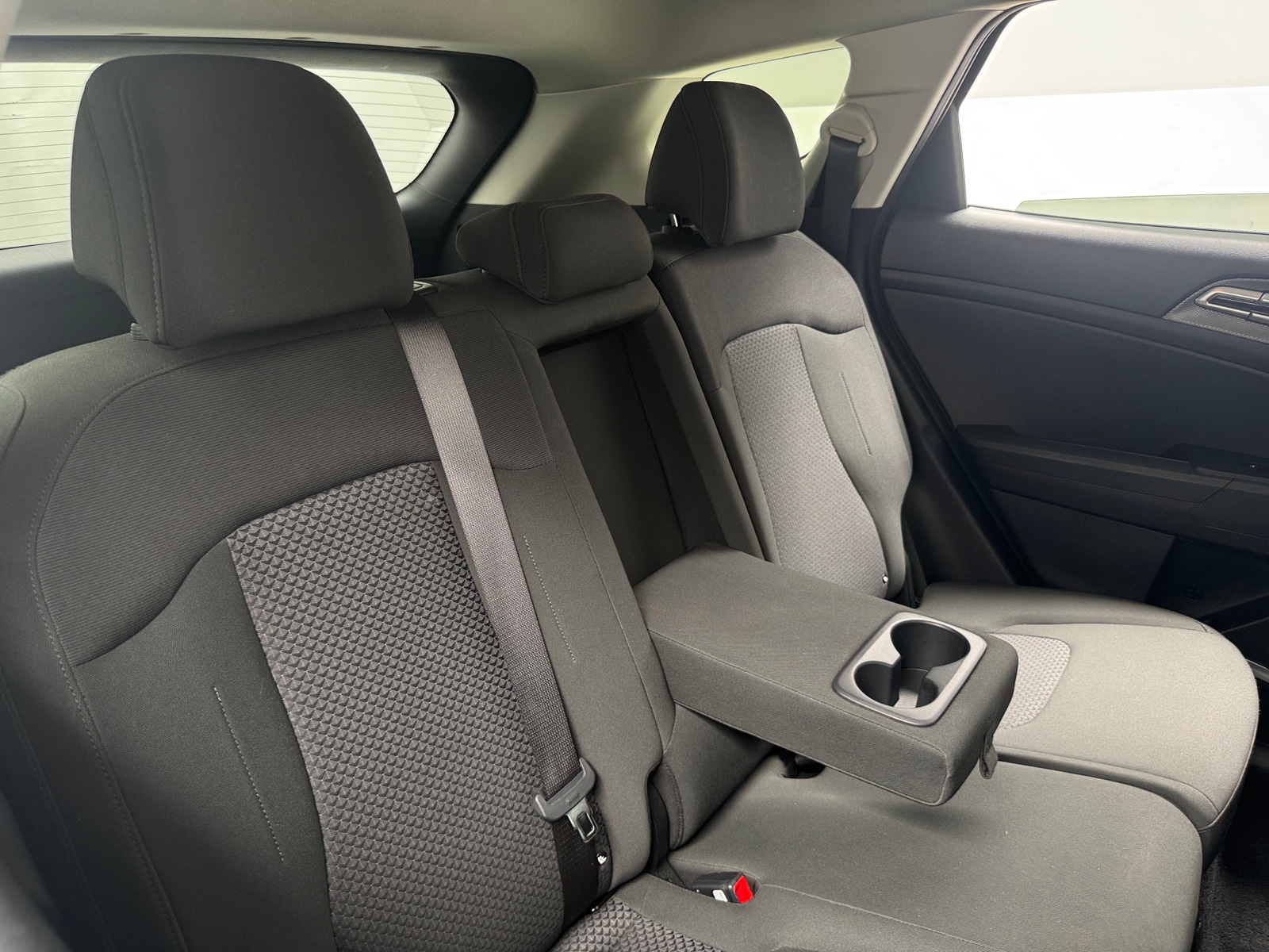 Thumbnail: 2025 Kia Sportage - 6