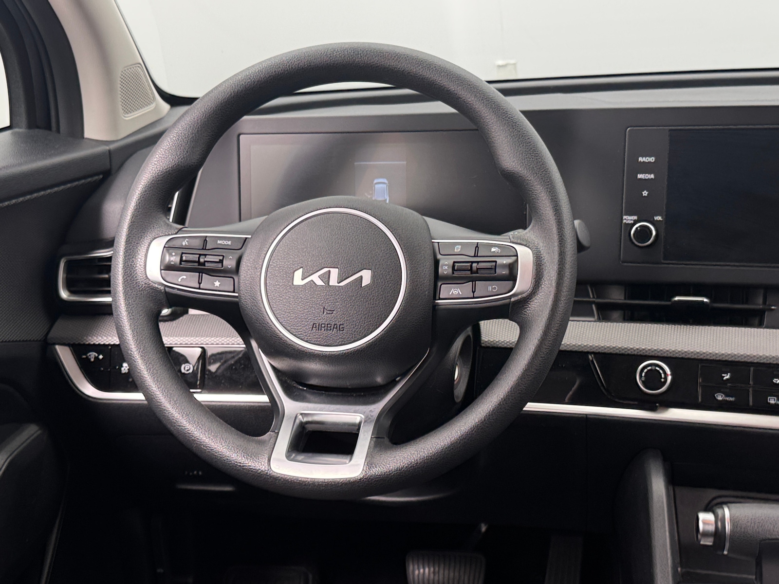 Thumbnail: 2025 Kia Sportage - 5