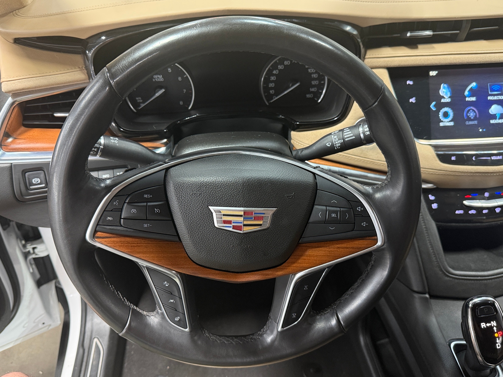 Thumbnail: 2017 Cadillac XT5 - 4
