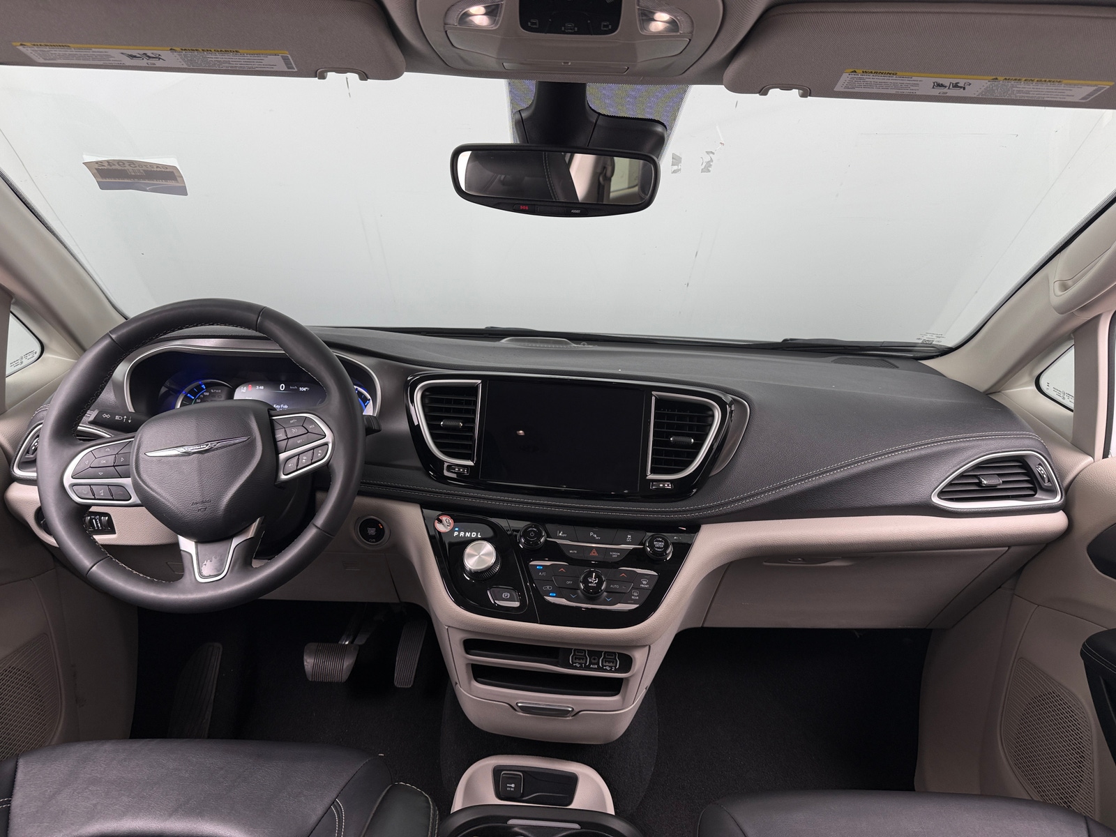 Thumbnail: 2024 Chrysler Pacifica - 2