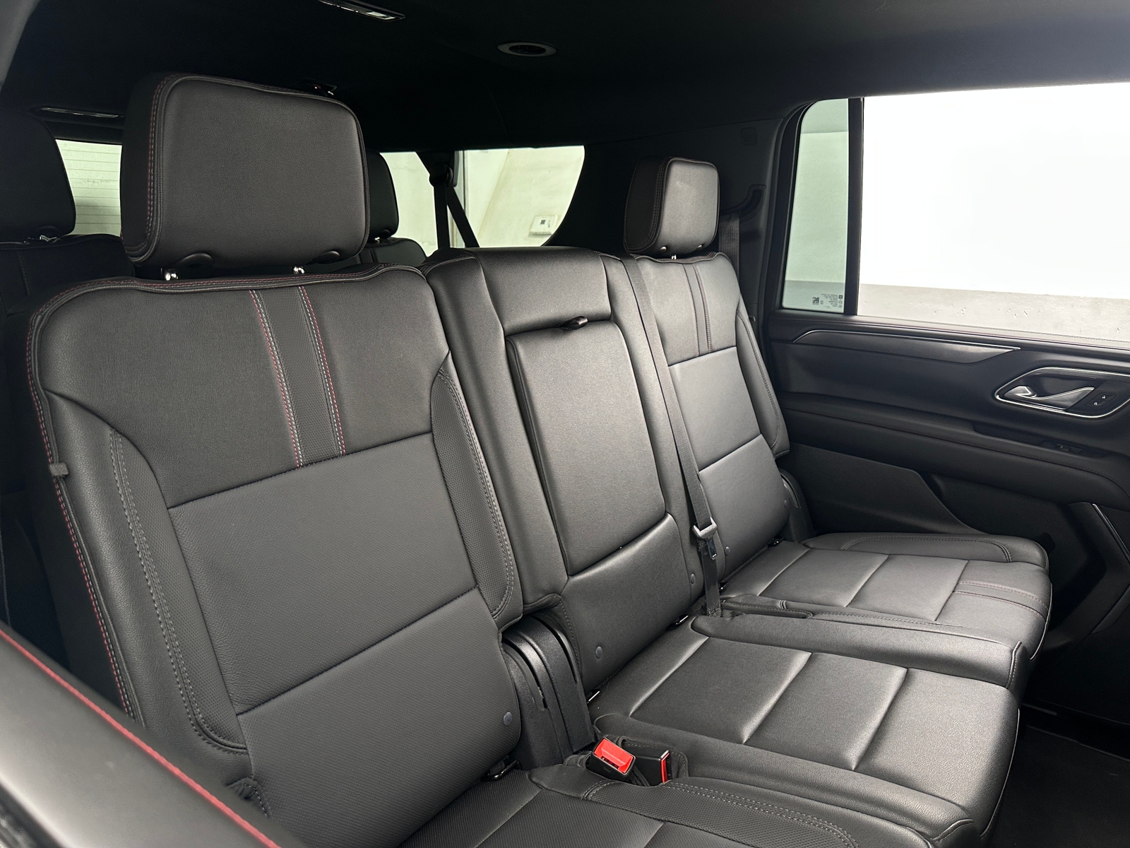 Thumbnail: 2023 Chevrolet Suburban - 5