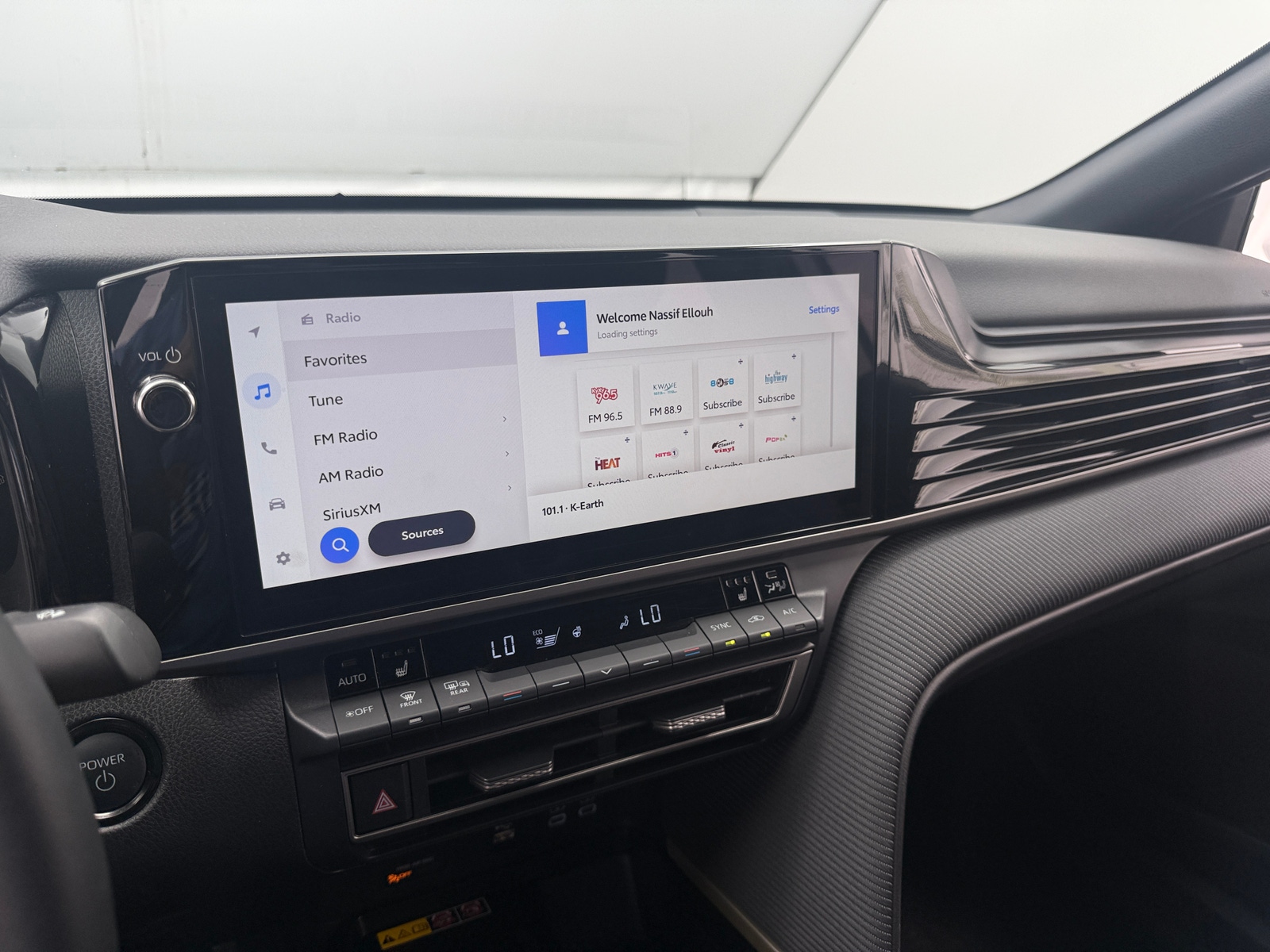 Thumbnail: 2025 Toyota Camry - 3