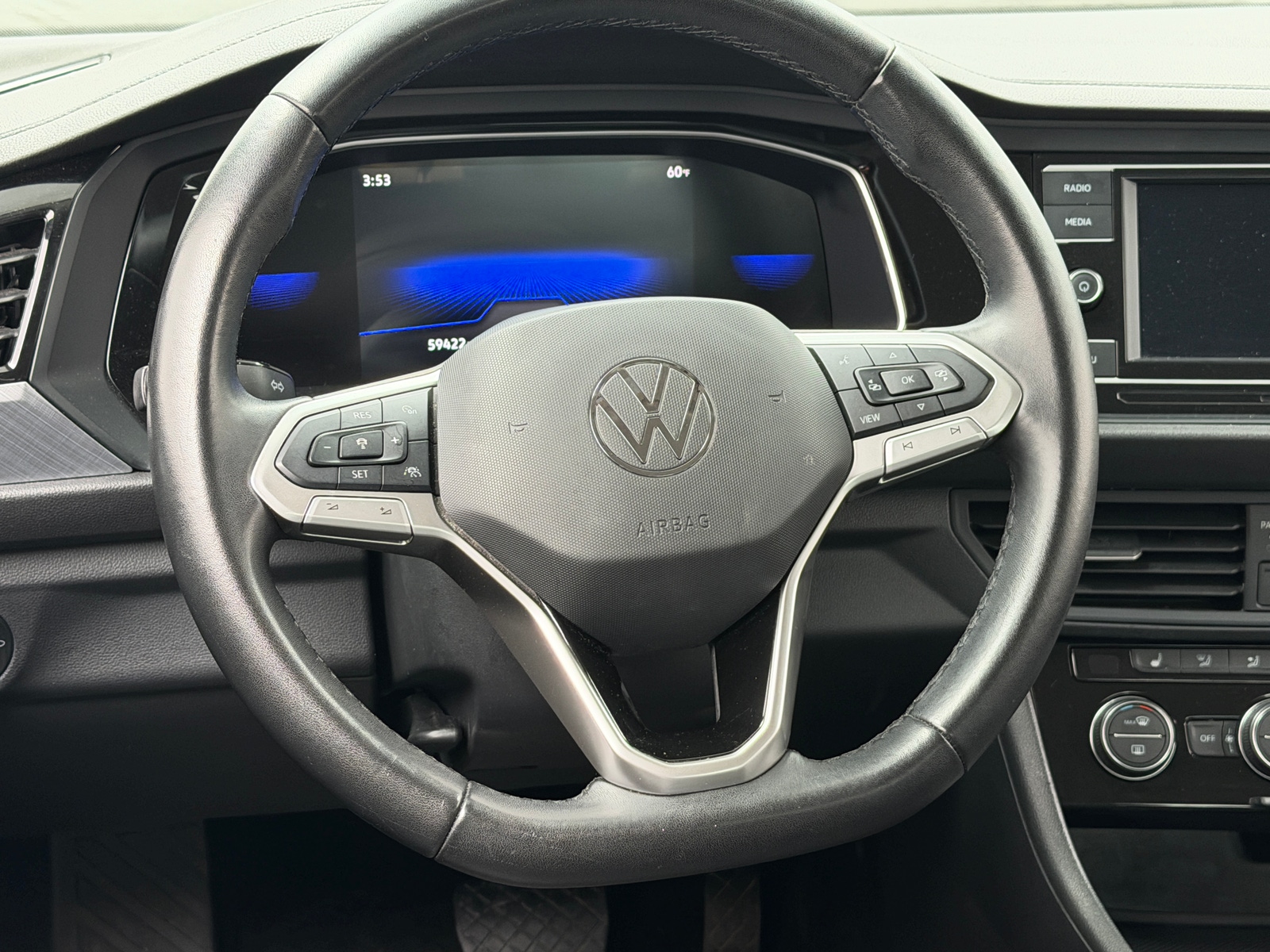 Thumbnail: 2024 Volkswagen Jetta - 4