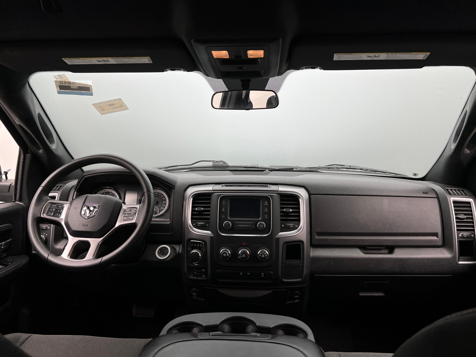 Thumbnail: 2024 RAM 1500 Classic - 3
