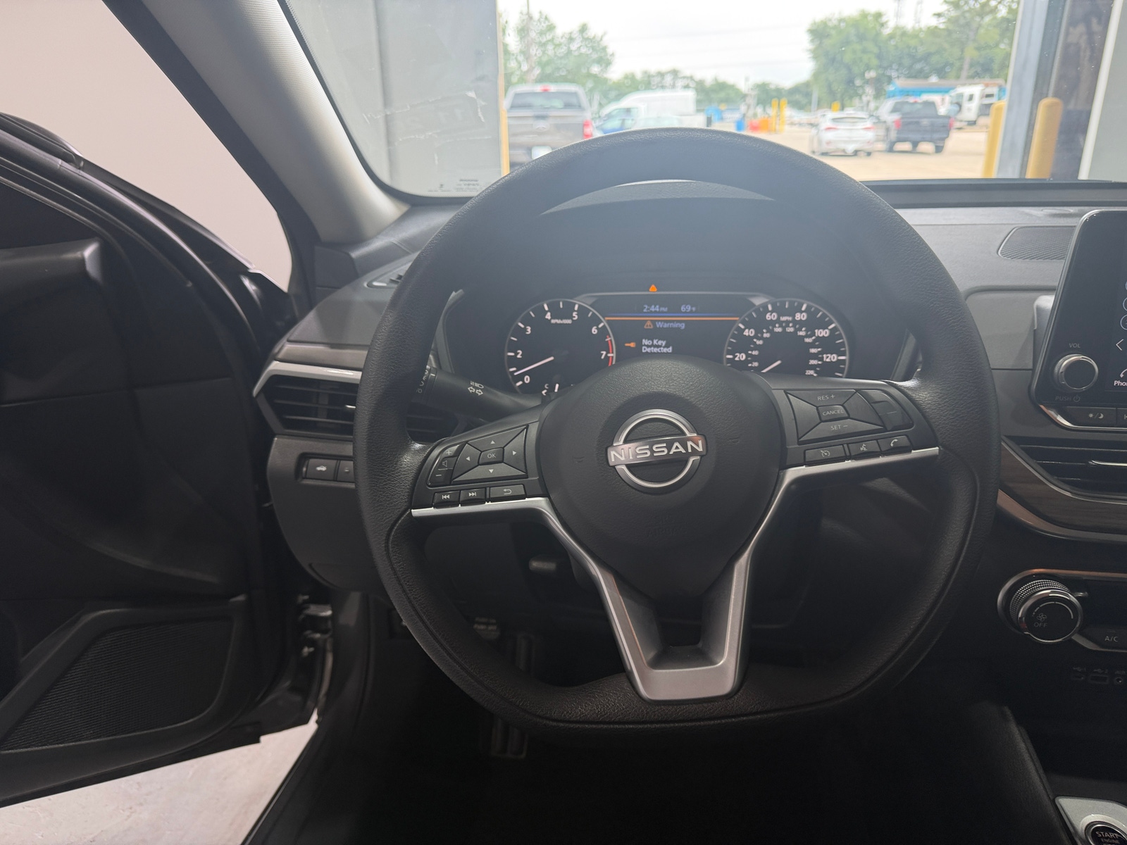Thumbnail: 2025 Nissan Altima - 5