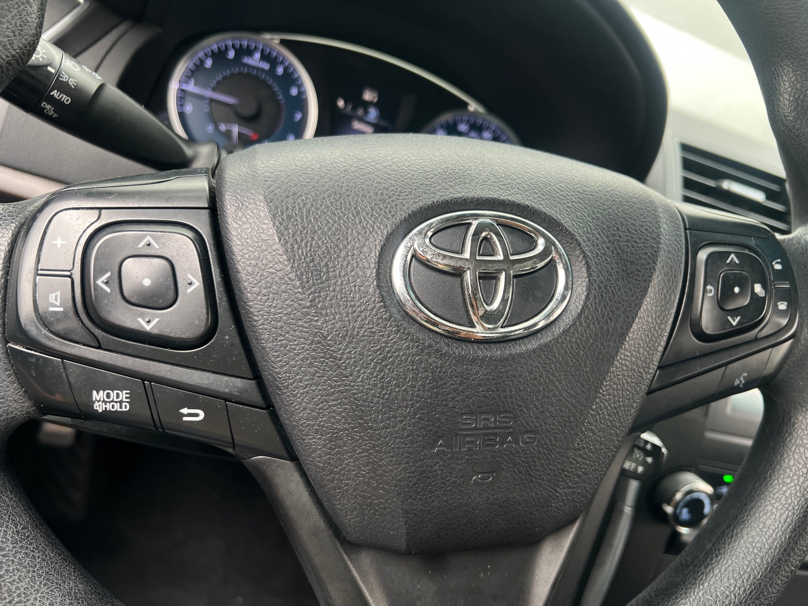 Thumbnail: 2016 Toyota Camry - 5