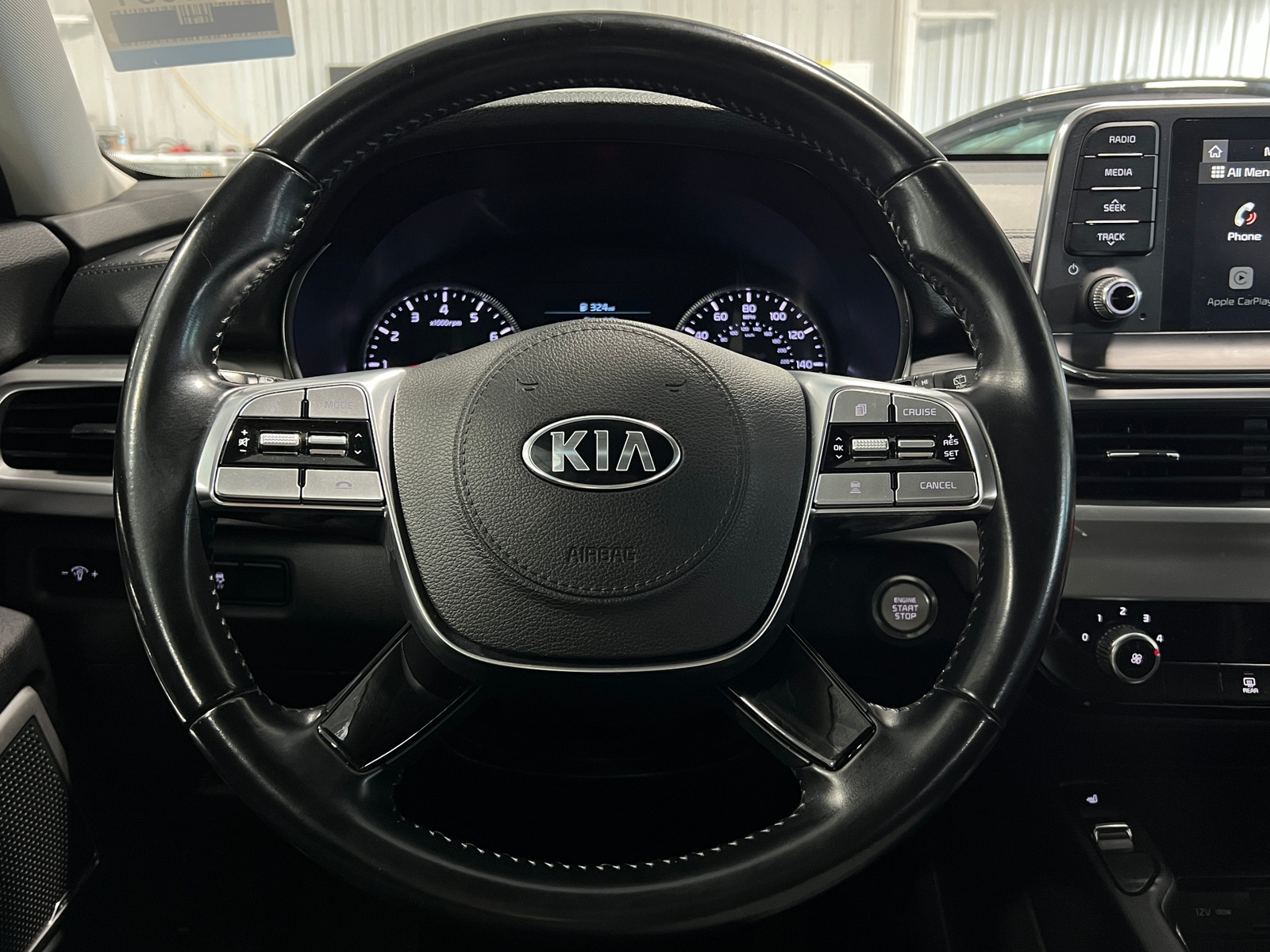 Thumbnail: 2020 Kia Telluride - 4