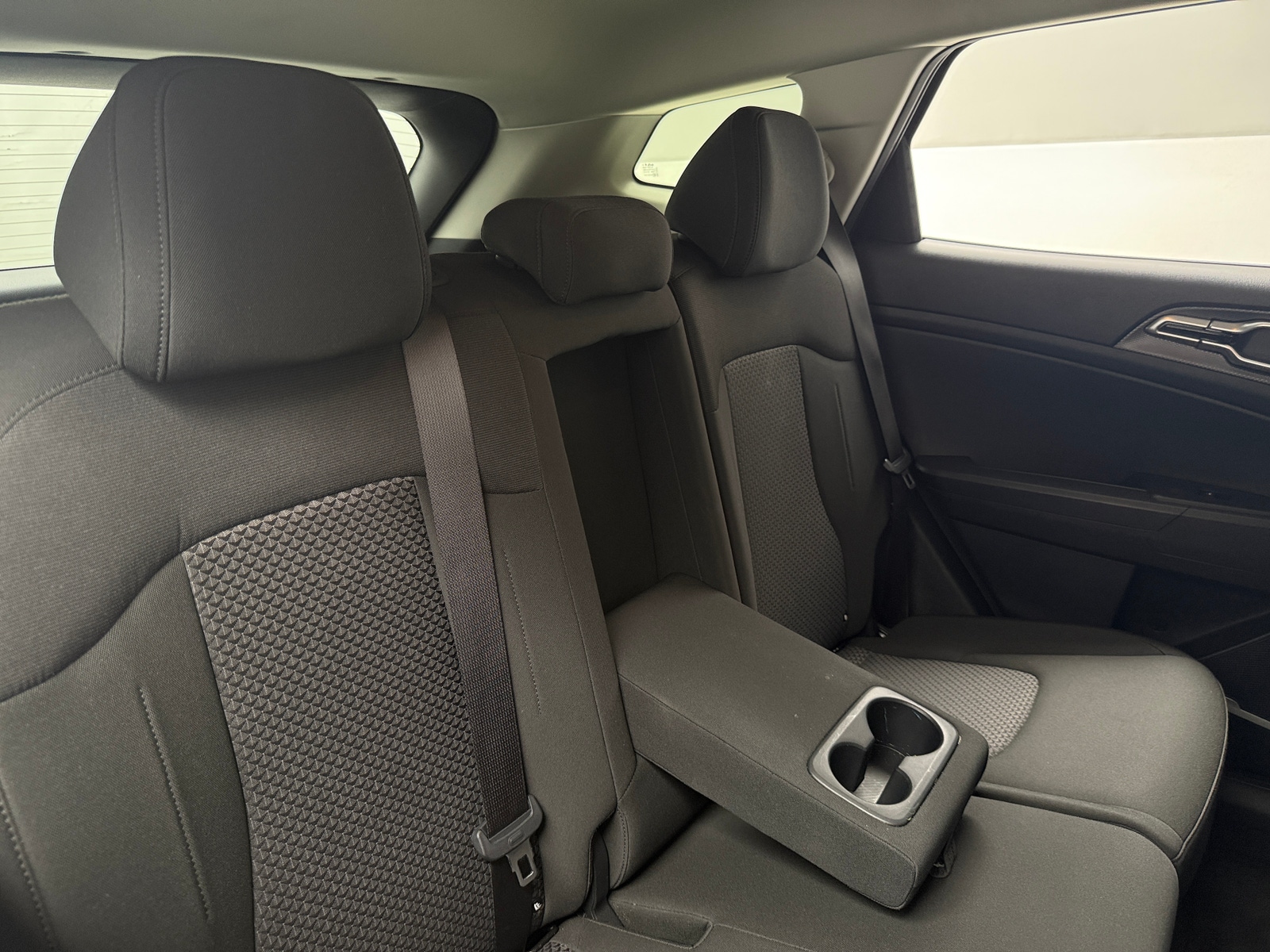 Thumbnail: 2025 Kia Sportage - 6