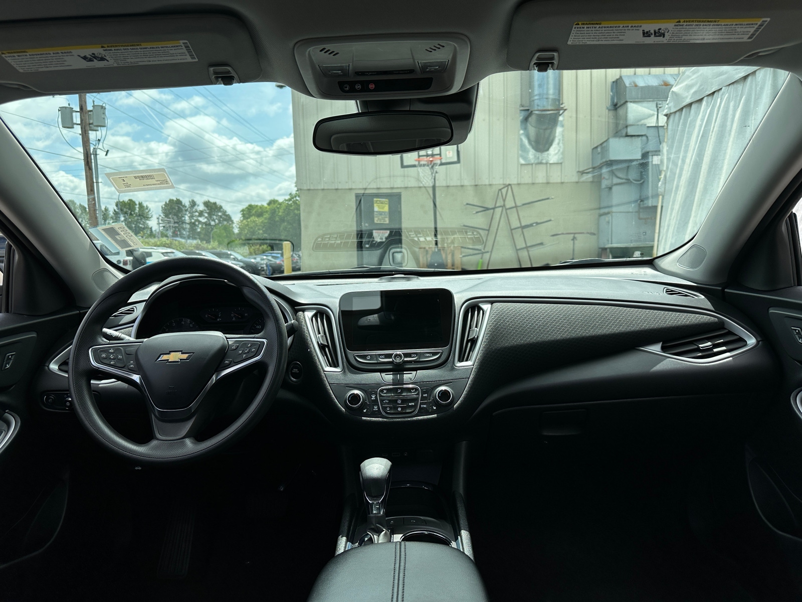 Thumbnail: 2024 Chevrolet Malibu - 3