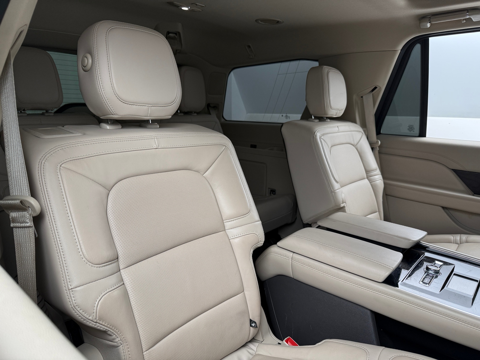 Thumbnail: 2020 Lincoln Navigator - 5