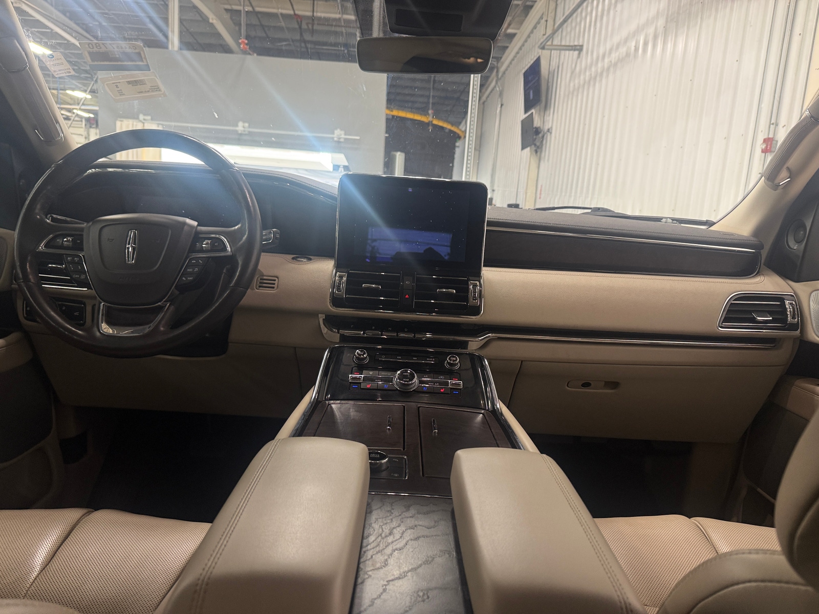 Thumbnail: 2020 Lincoln Navigator - 2