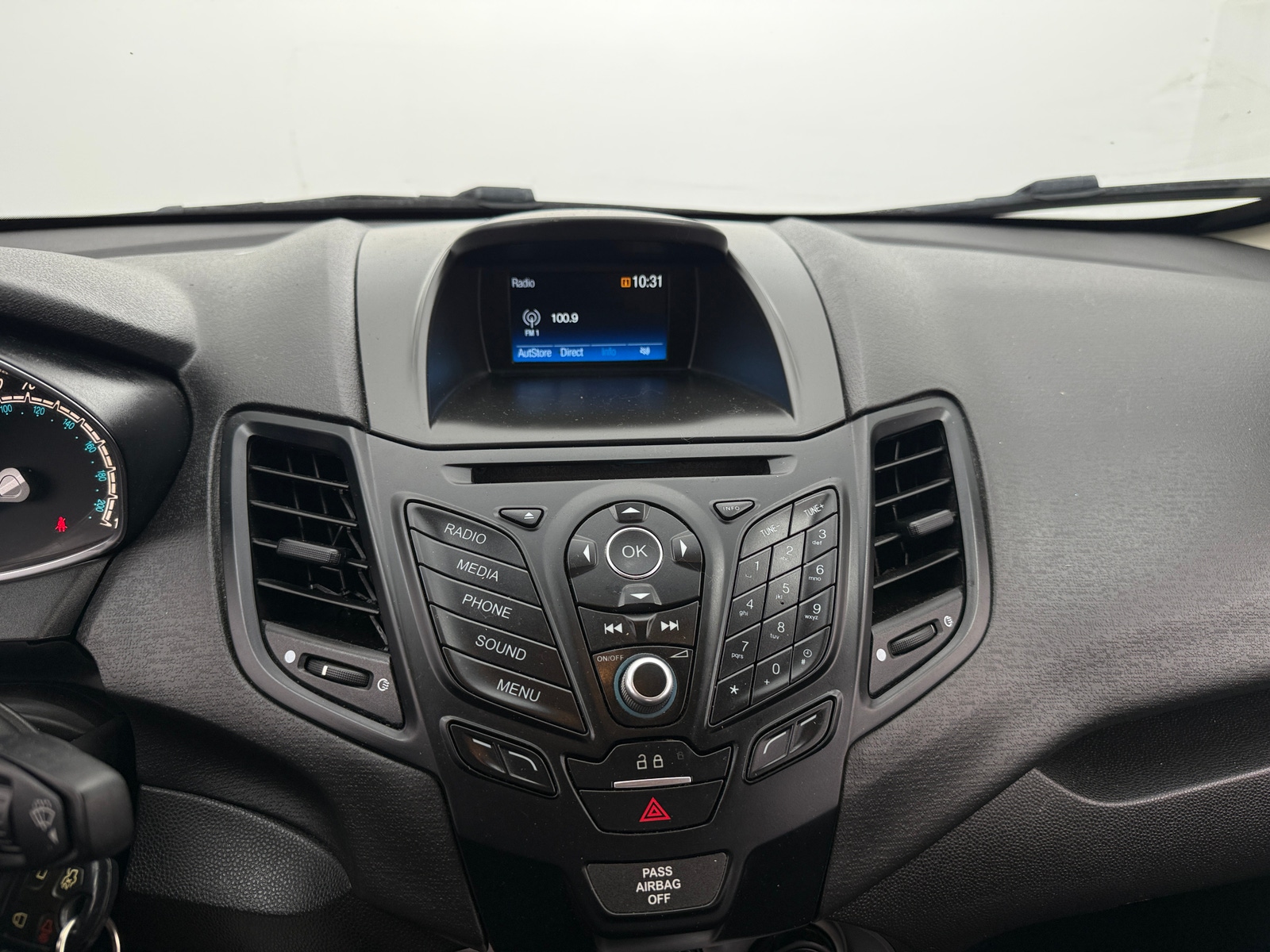 Thumbnail: 2019 Ford Fiesta - 4